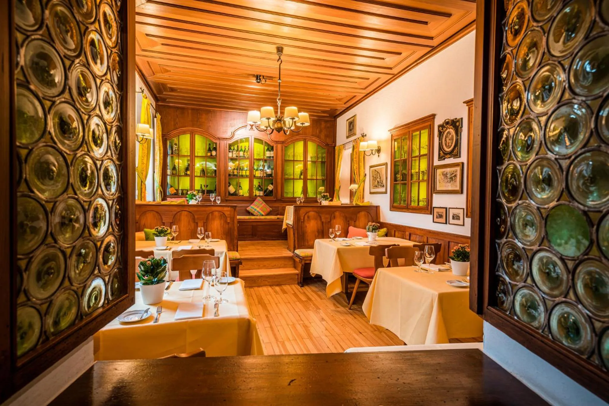 Restaurant/places to eat in Deidesheimer Hof