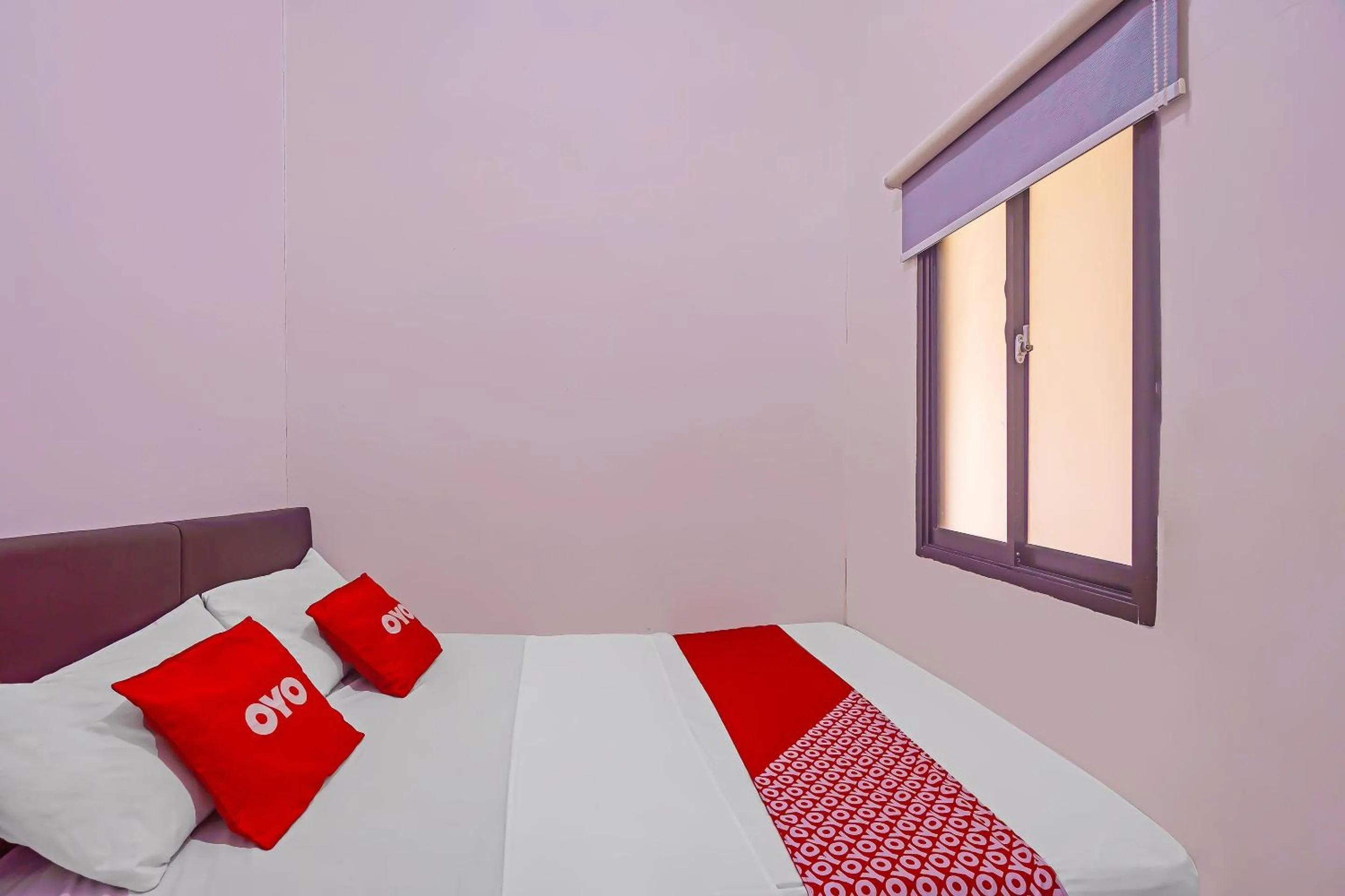 Bedroom in OYO 92664 Cemara Koja Residence Syariah