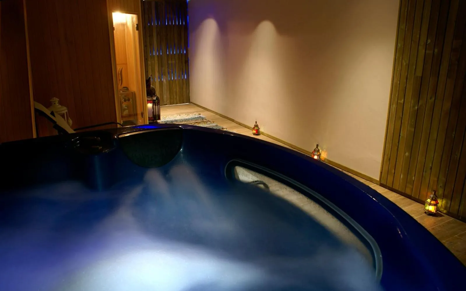 Spa and wellness centre/facilities in Les Suites