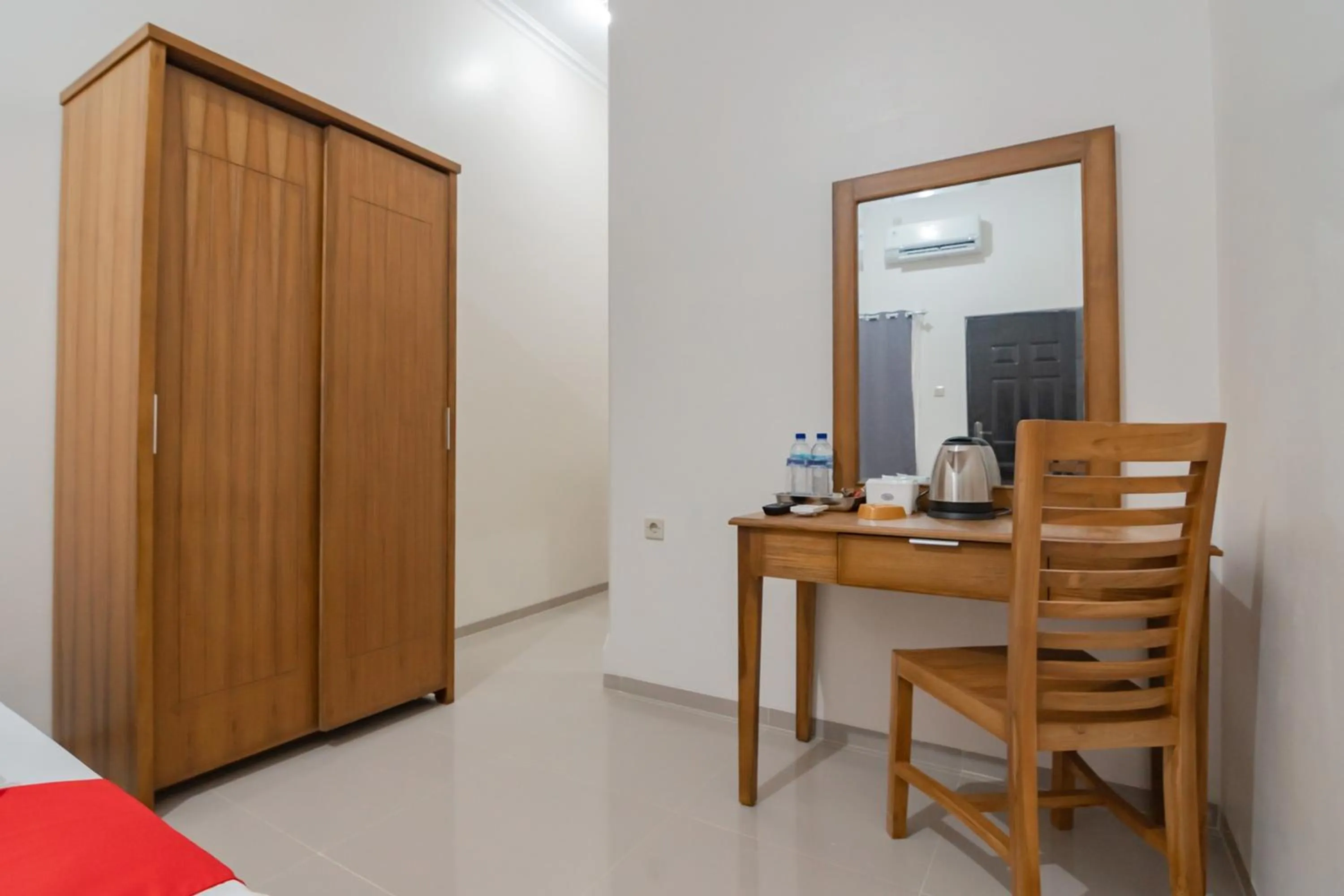 RedDoorz Syariah Plus @ Perintis Guesthouse Tasikmalaya