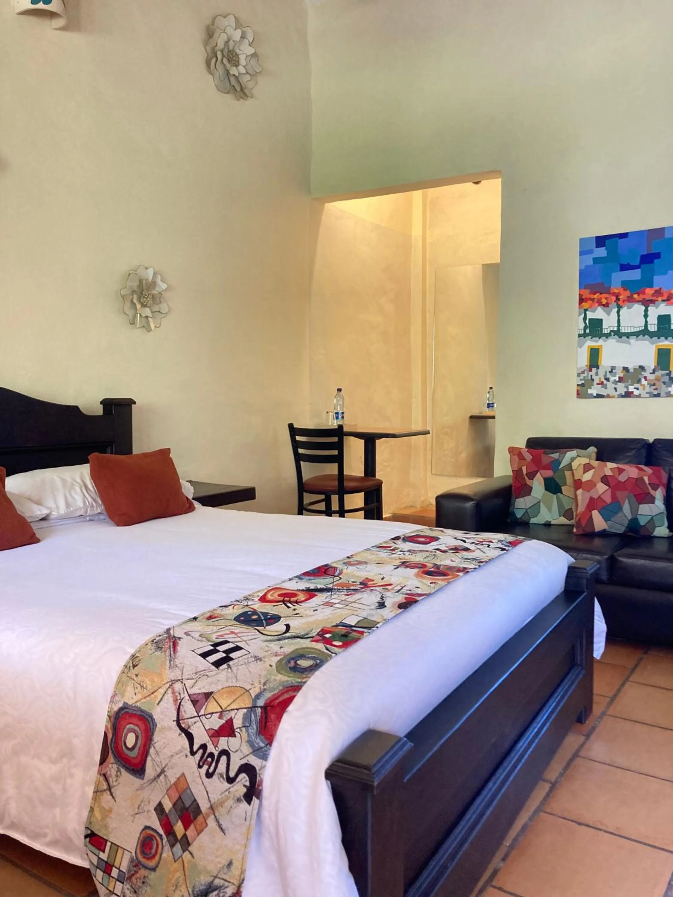 Photo of the whole room, Bed in Elephantia Spa Hotel