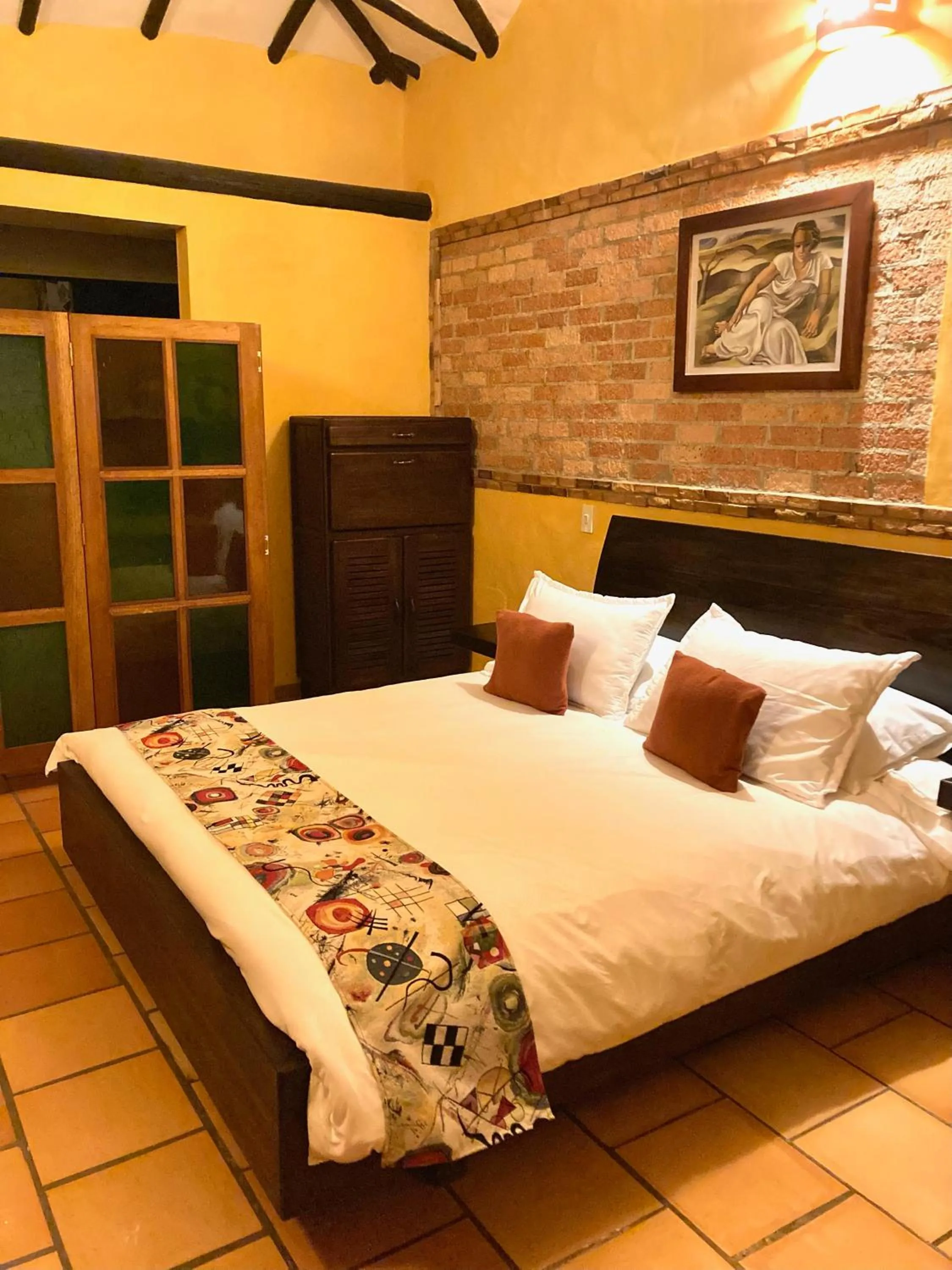 Bed in Elephantia Spa Hotel