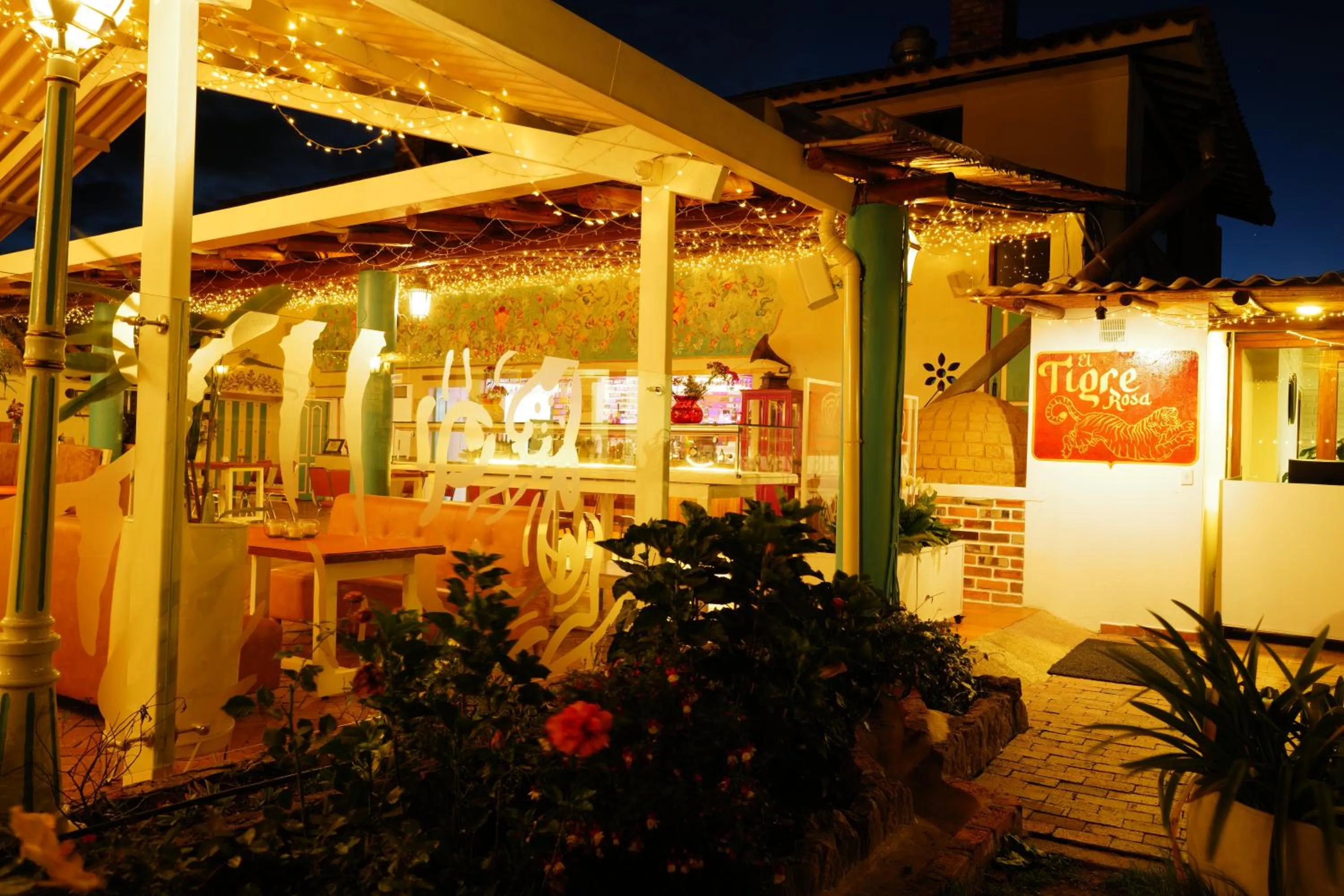 Restaurant/places to eat in Elephantia Spa Hotel