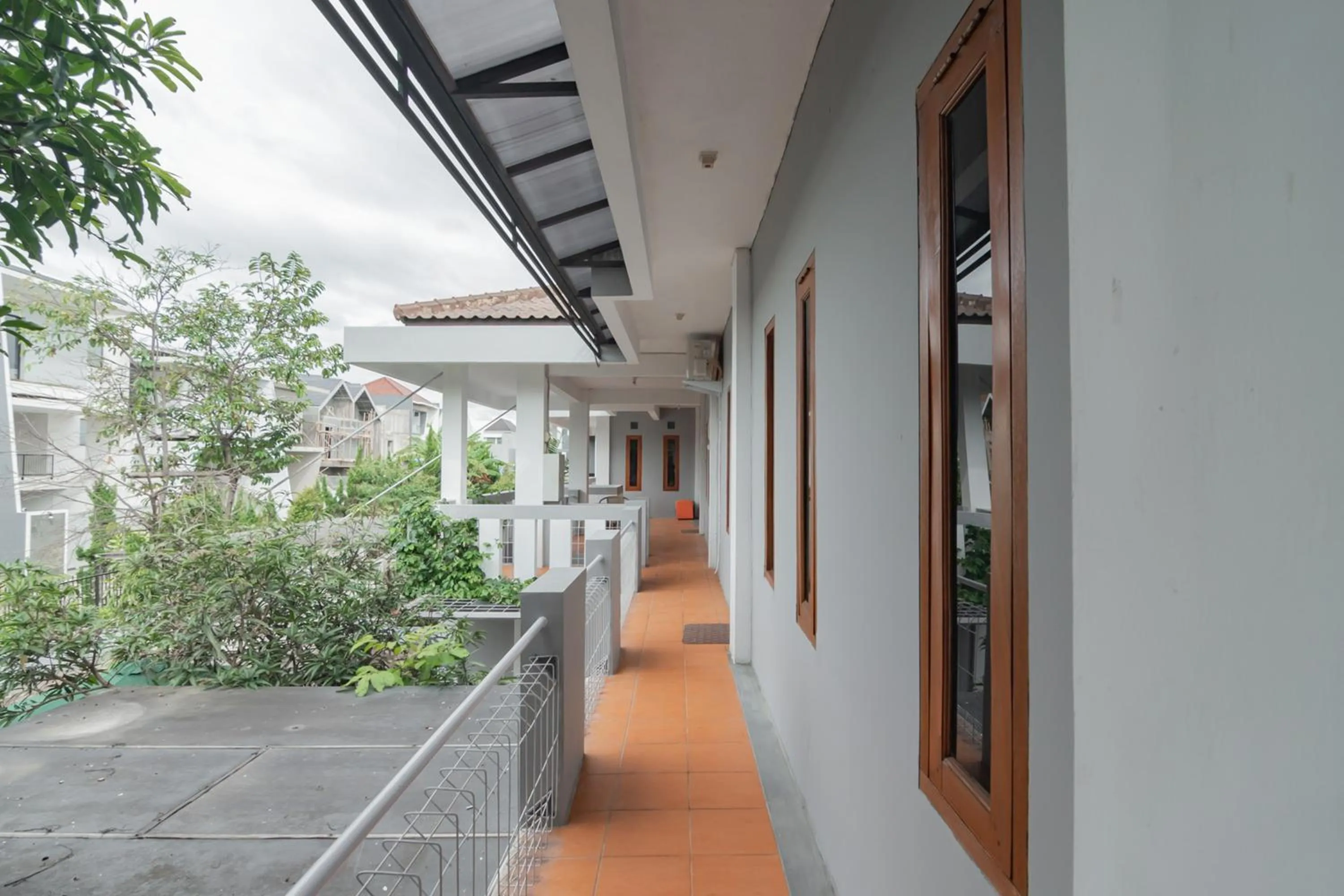 Balcony/Terrace in Lembur Kiwari Setra Duta Mitra RedDoorz