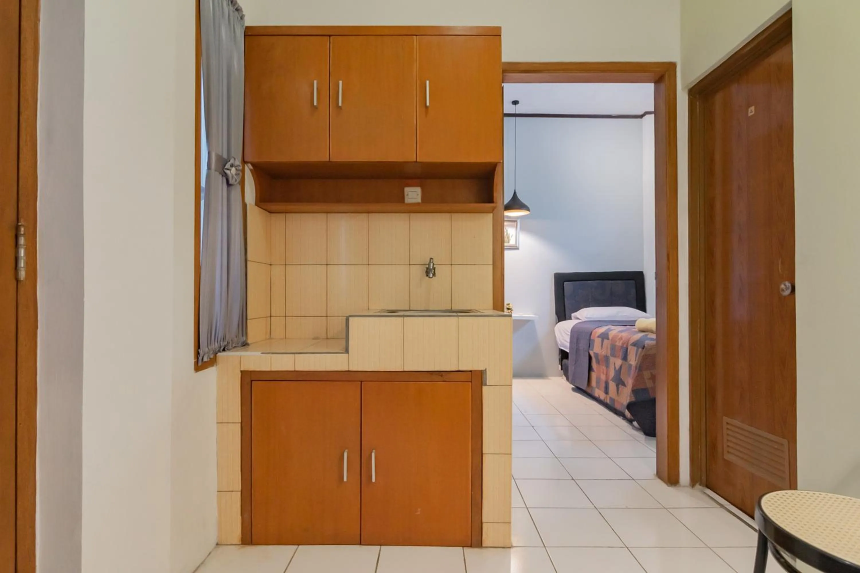 Lembur Kiwari Setra Duta Mitra RedDoorz