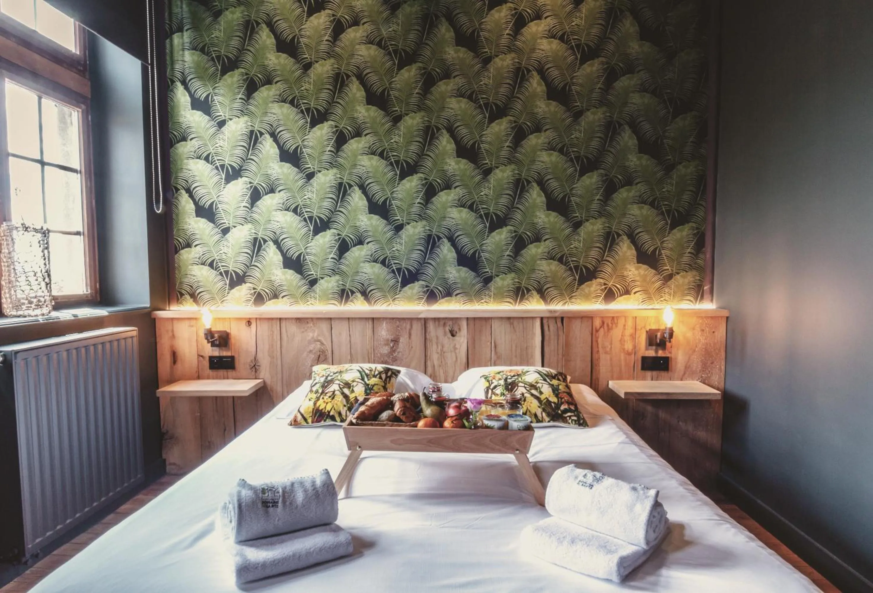 Photo of the whole room, Bed in Domaine Sur Les Sarts