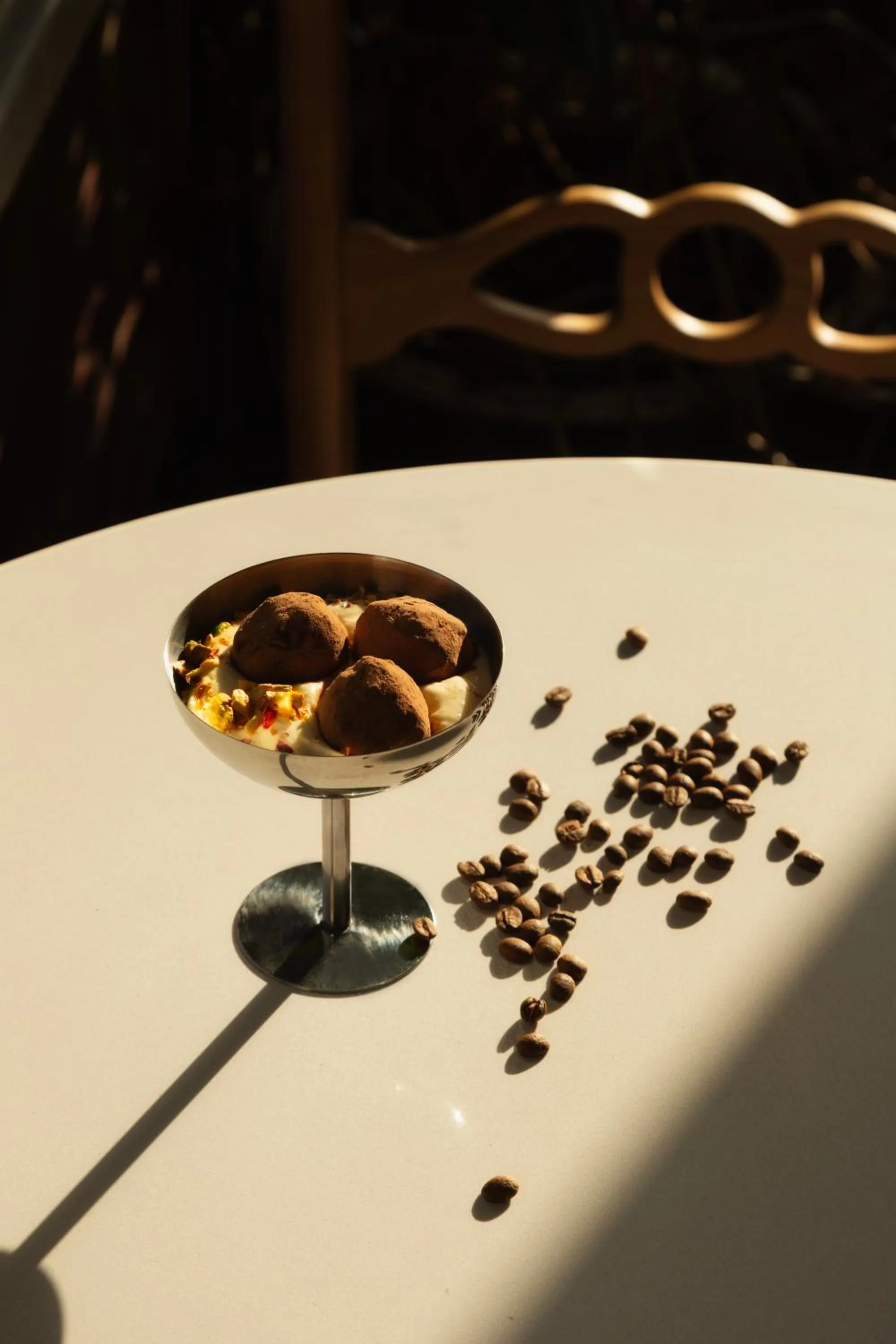 Restaurant/places to eat in Unfound Door - Design Hotel