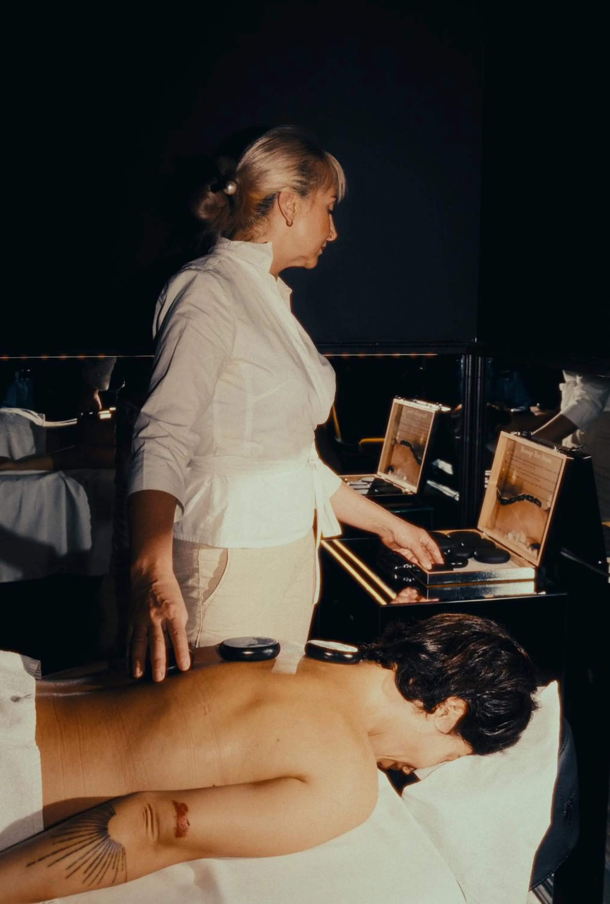 Massage in Unfound Door - Design Hotel