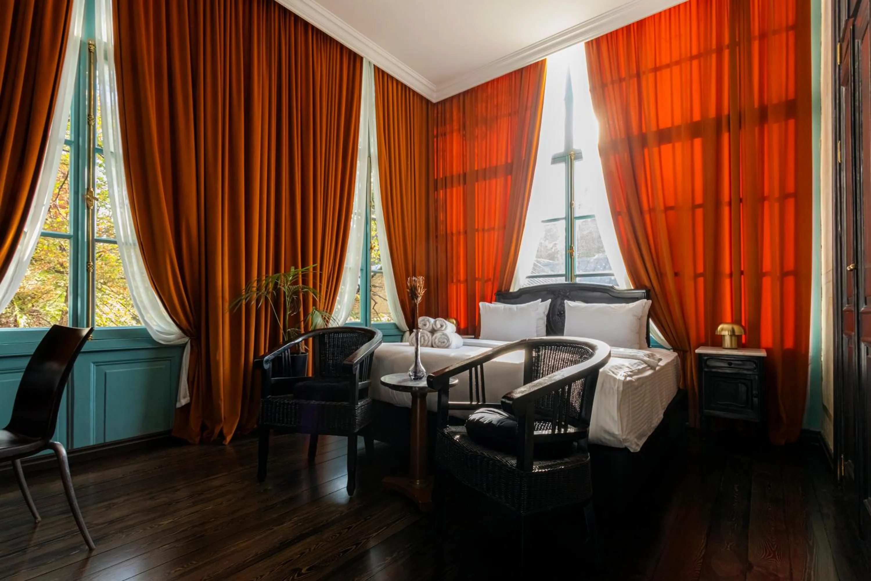 Bed in Unfound Door - Design Hotel