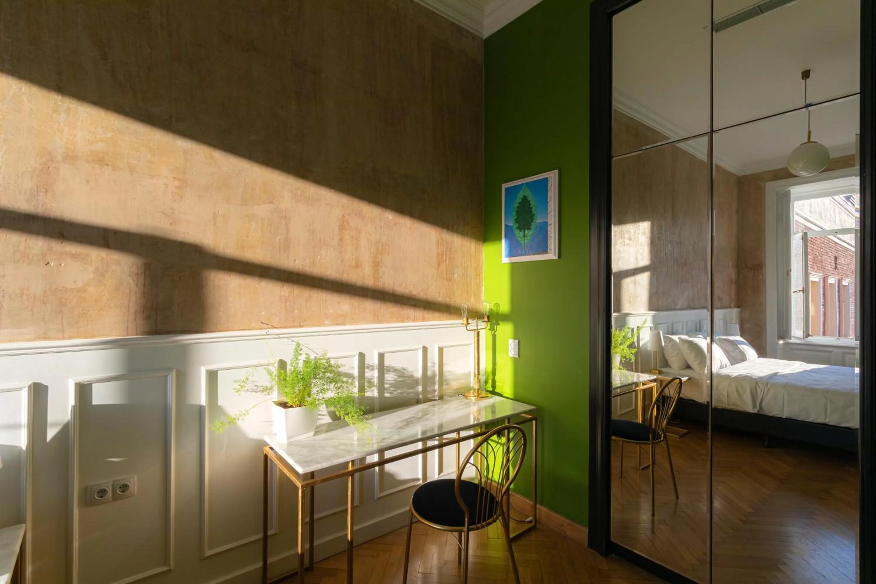 Bed in Unfound Door - Design Hotel