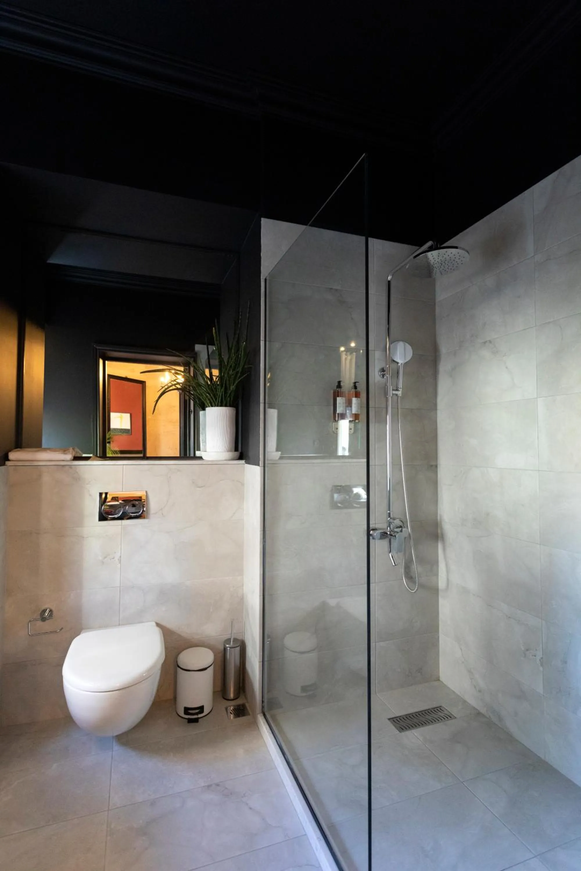 Shower in Unfound Door - Design Hotel