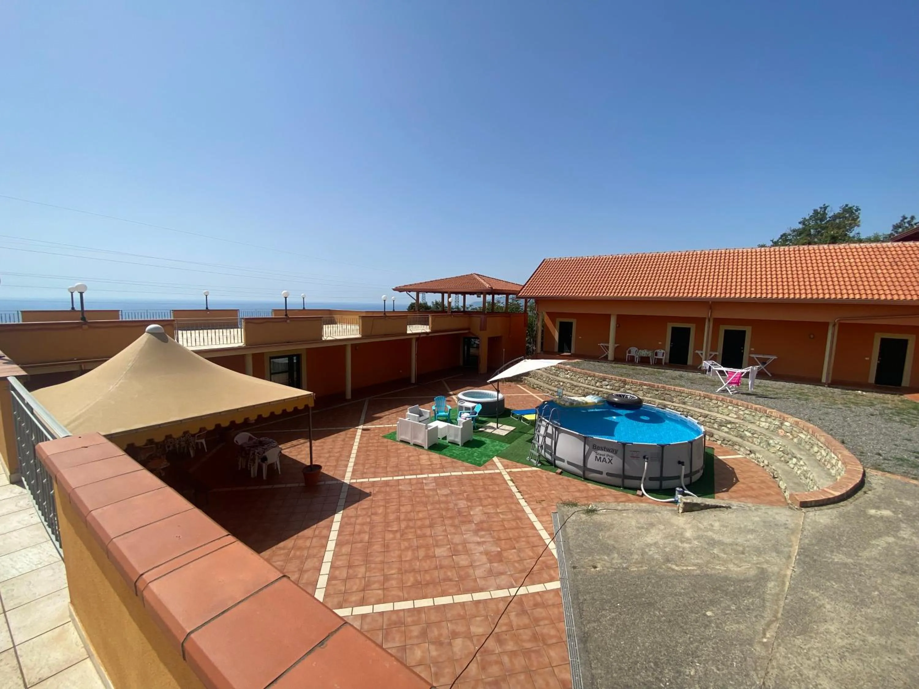 Property building in B&B Le Fravette