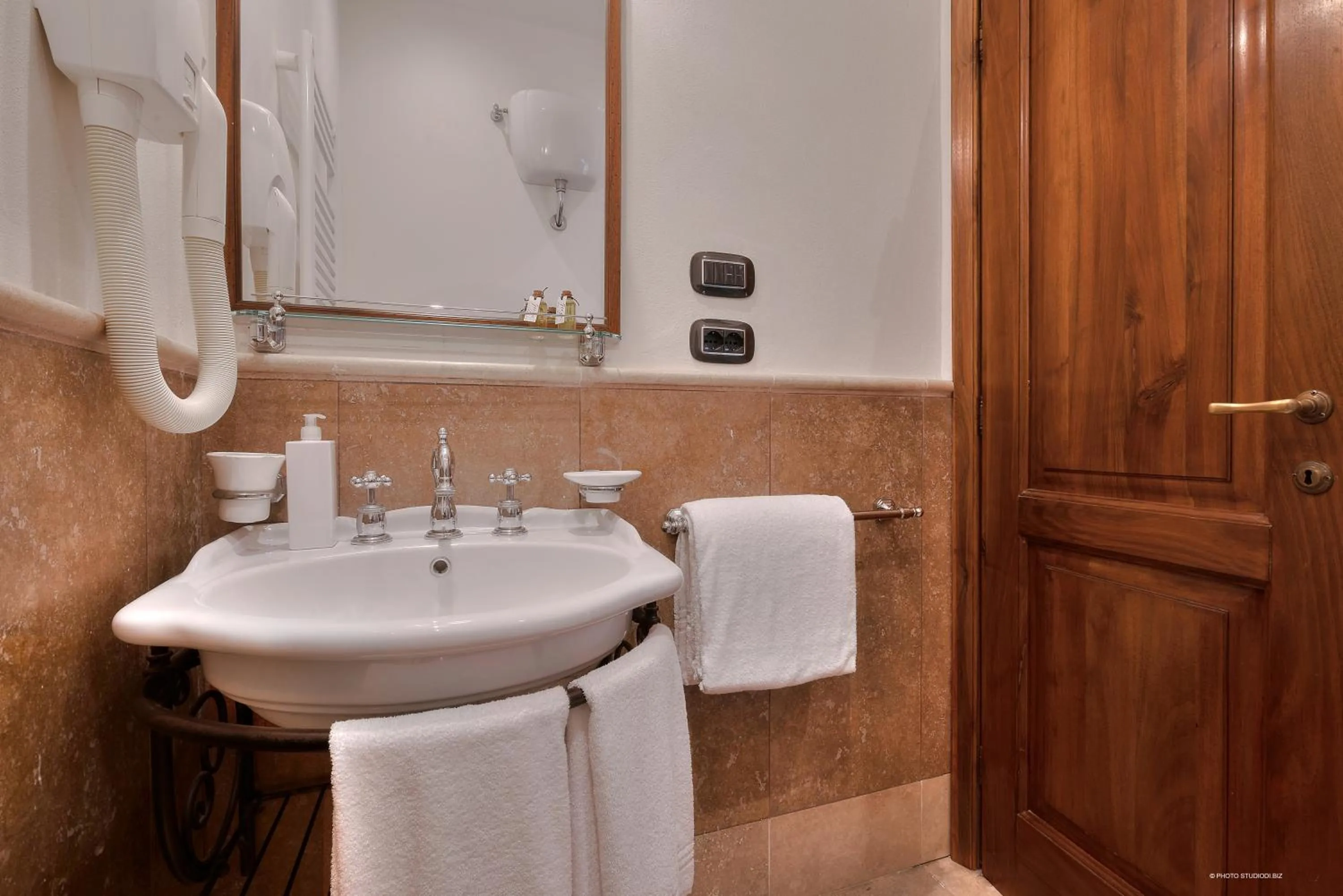 Bathroom in First of Florence