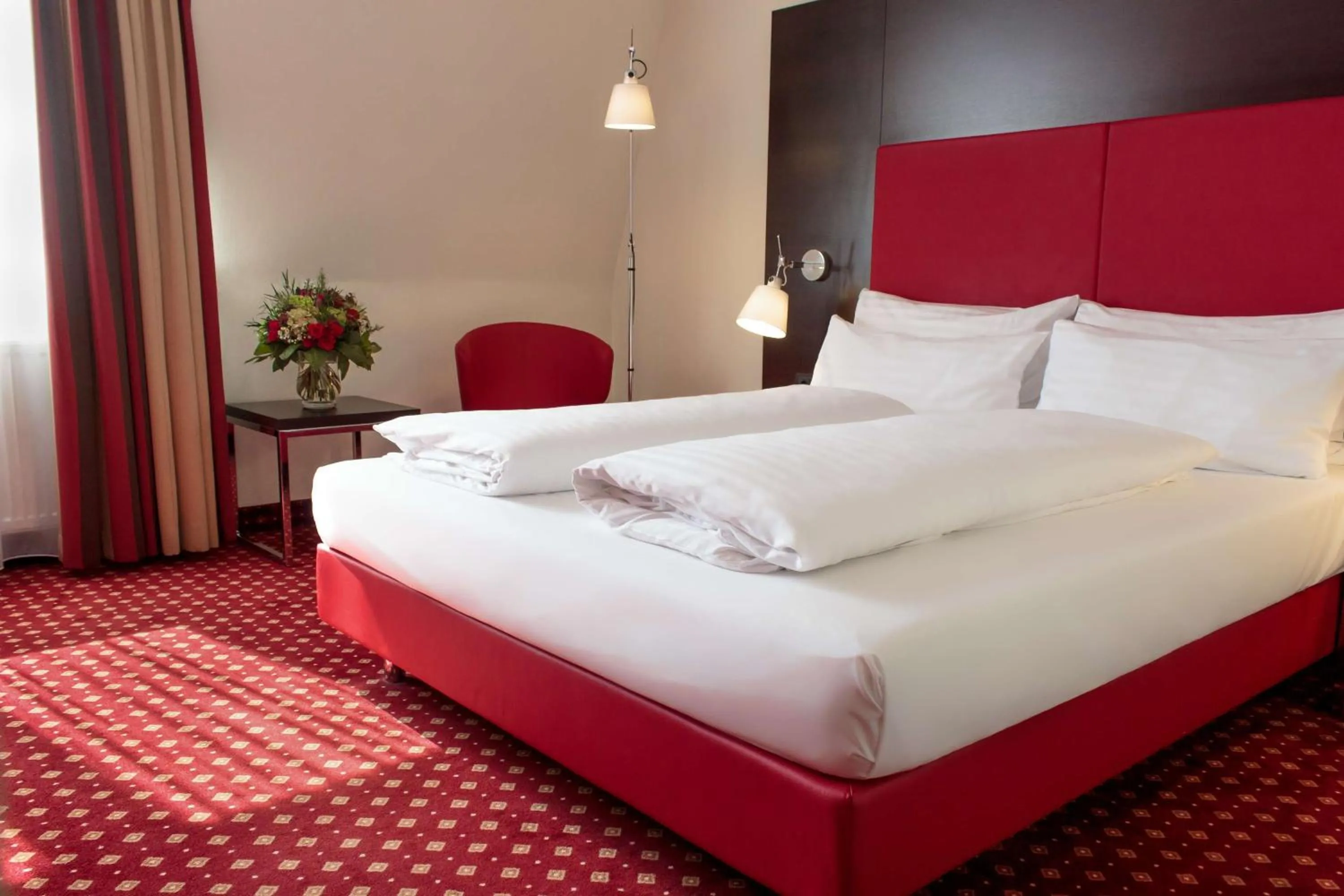 Bedroom, Bed in Best Western Plaza Hotel Wels