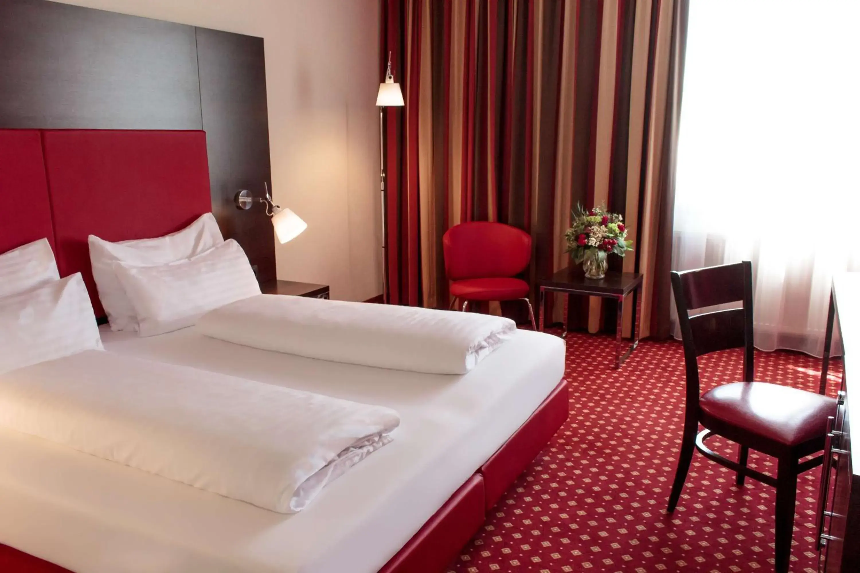 Standard Twin Room in Best Western Plaza Hotel Wels Standard Twin Room in Best Western Plaza Hotel Wels