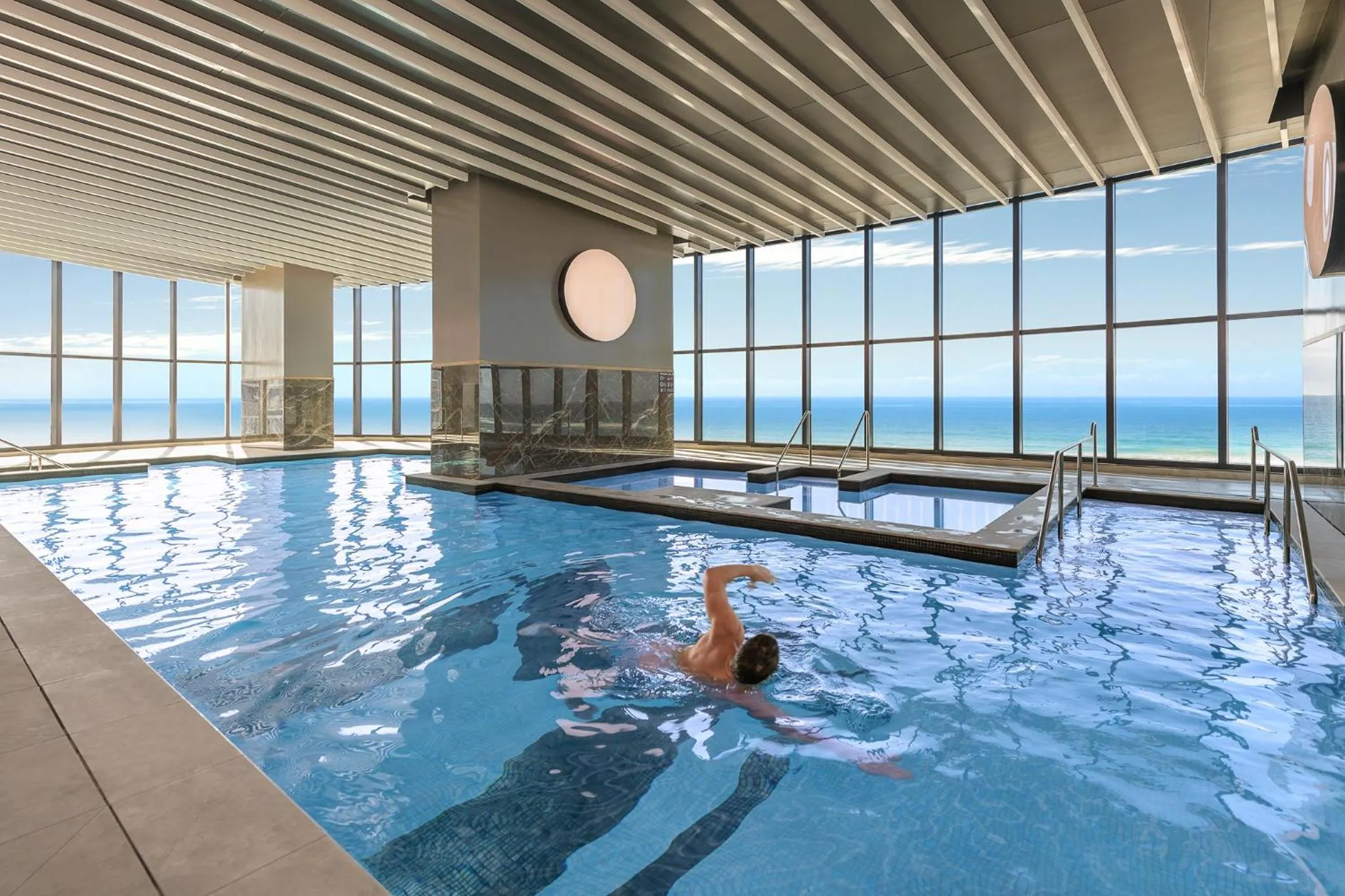 Swimming pool in Meriton Suites Surfers Paradise
