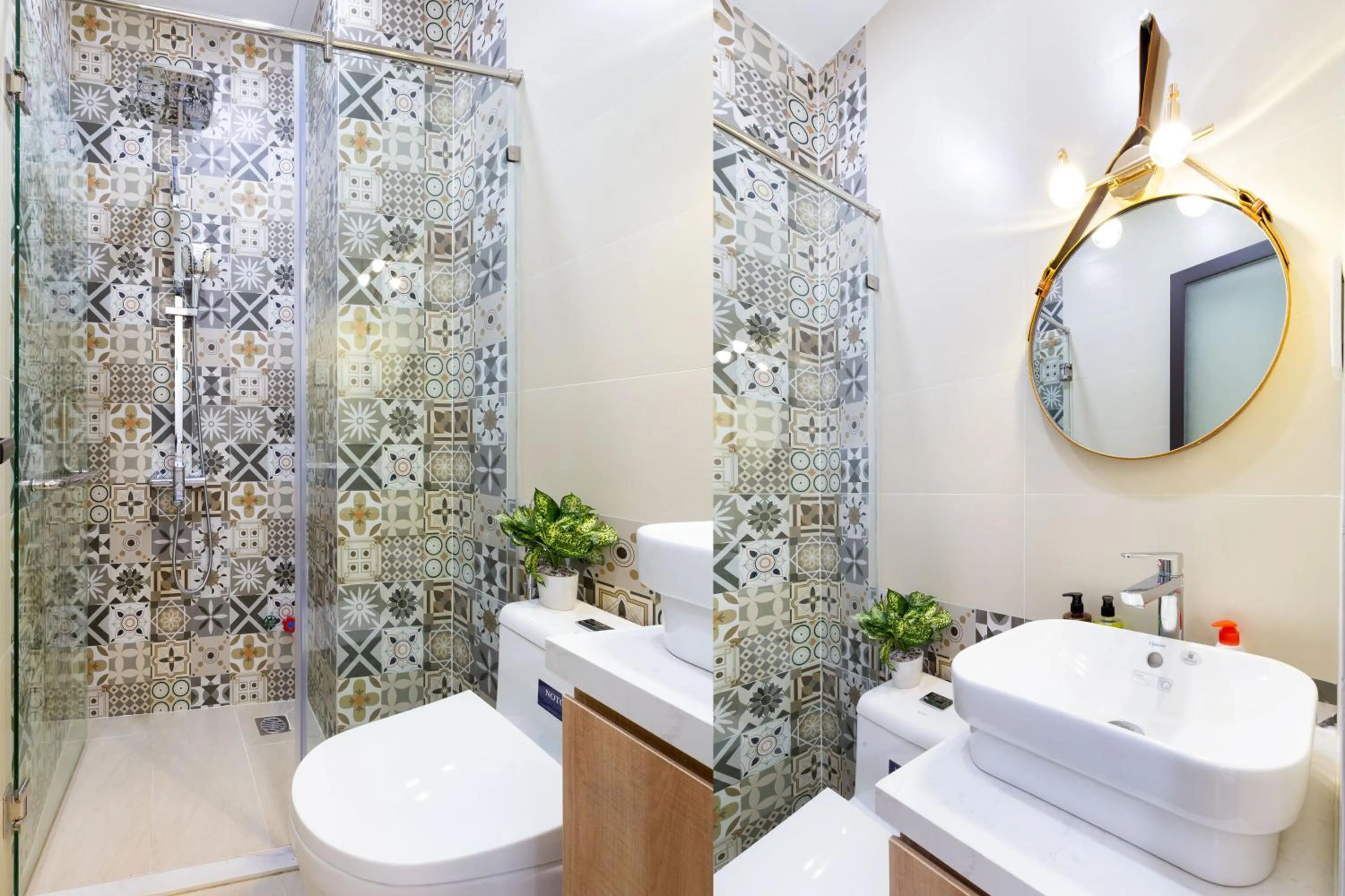 Bathroom in Cozrum Homes Greena House