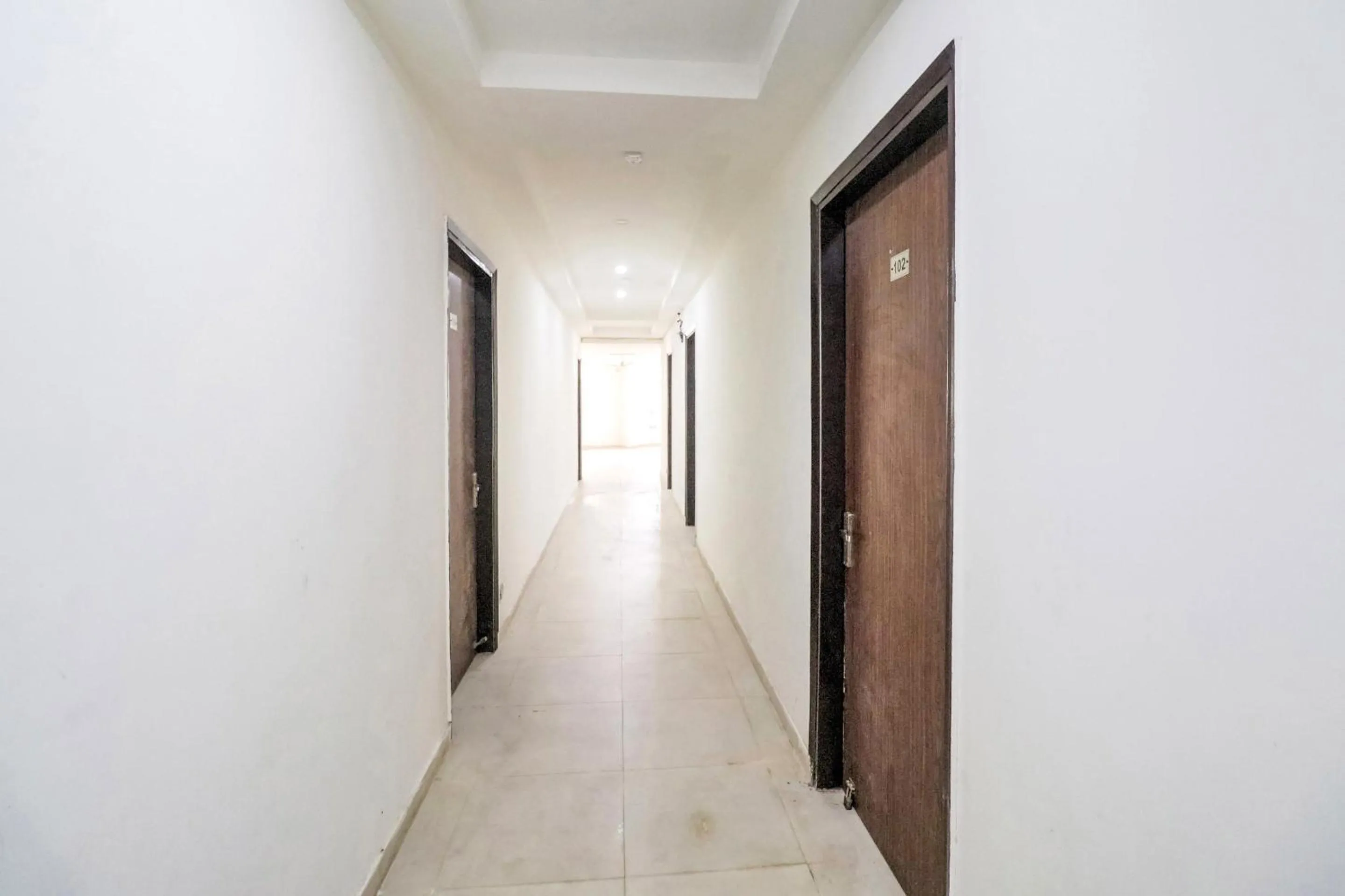 Bedroom in Collection O Mahavir Enclave Near Dashrath Puri Metro Station