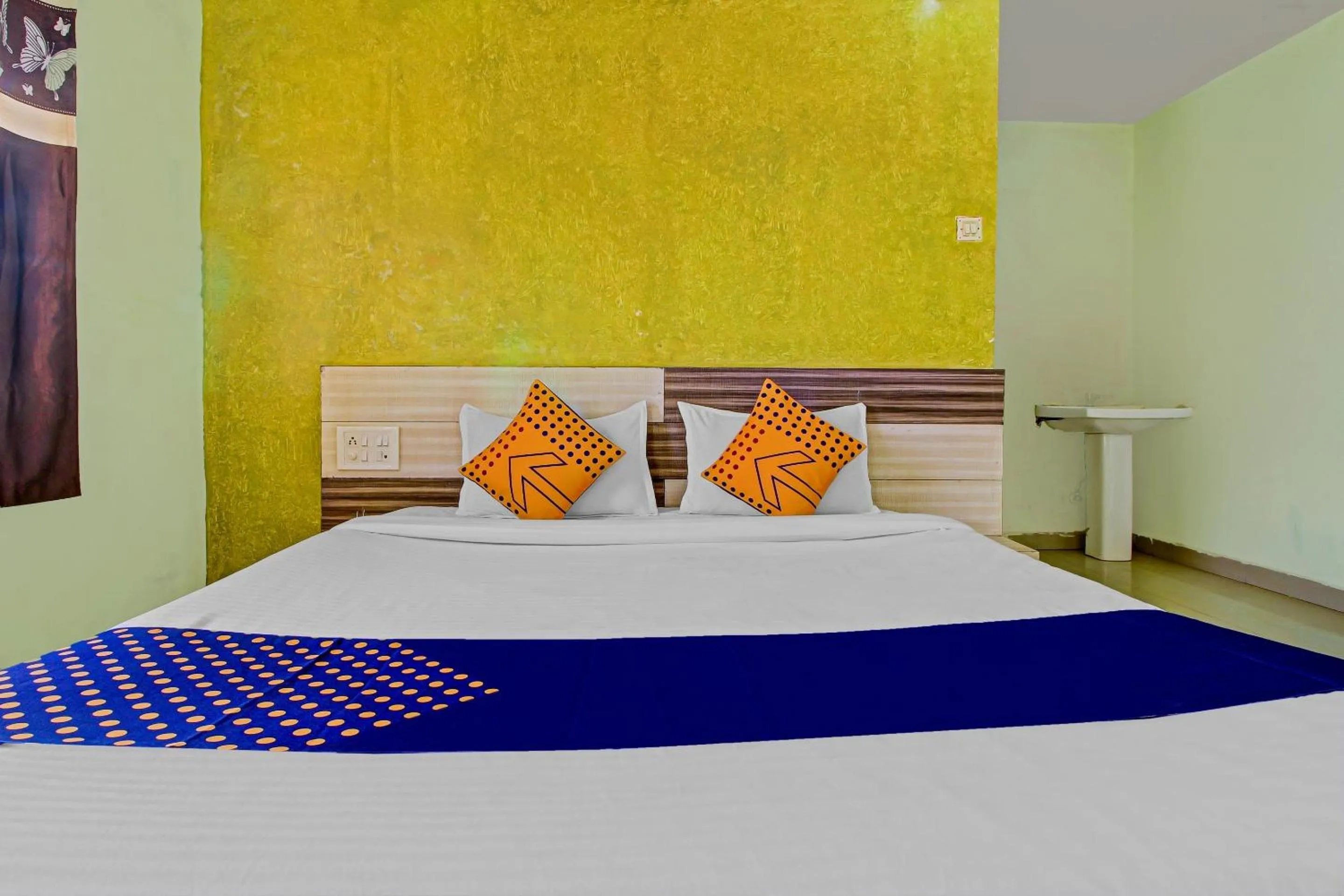 Bedroom, Bed in SPOT ON Shreekrupa