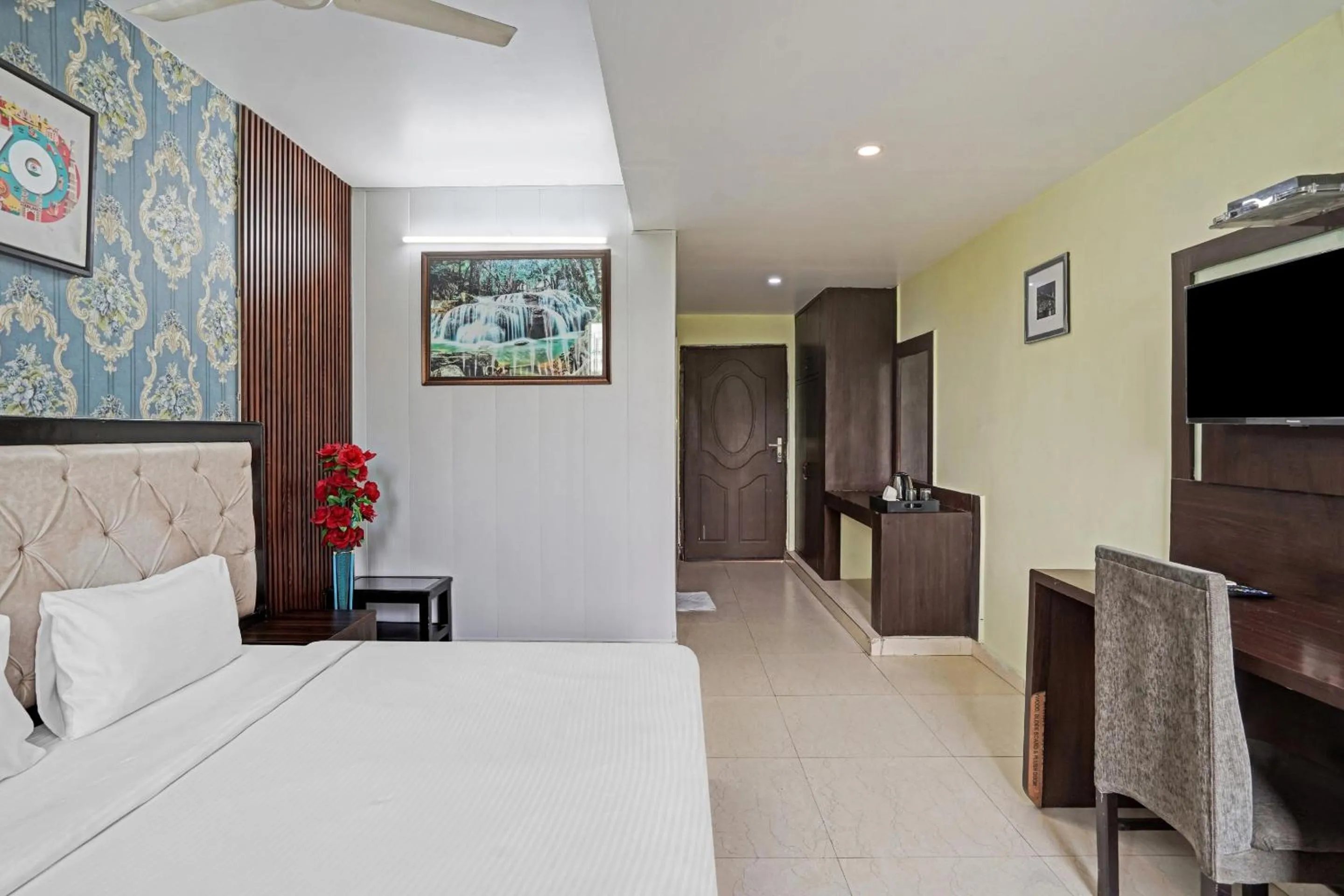 Bedroom in Palette - JPS Residency