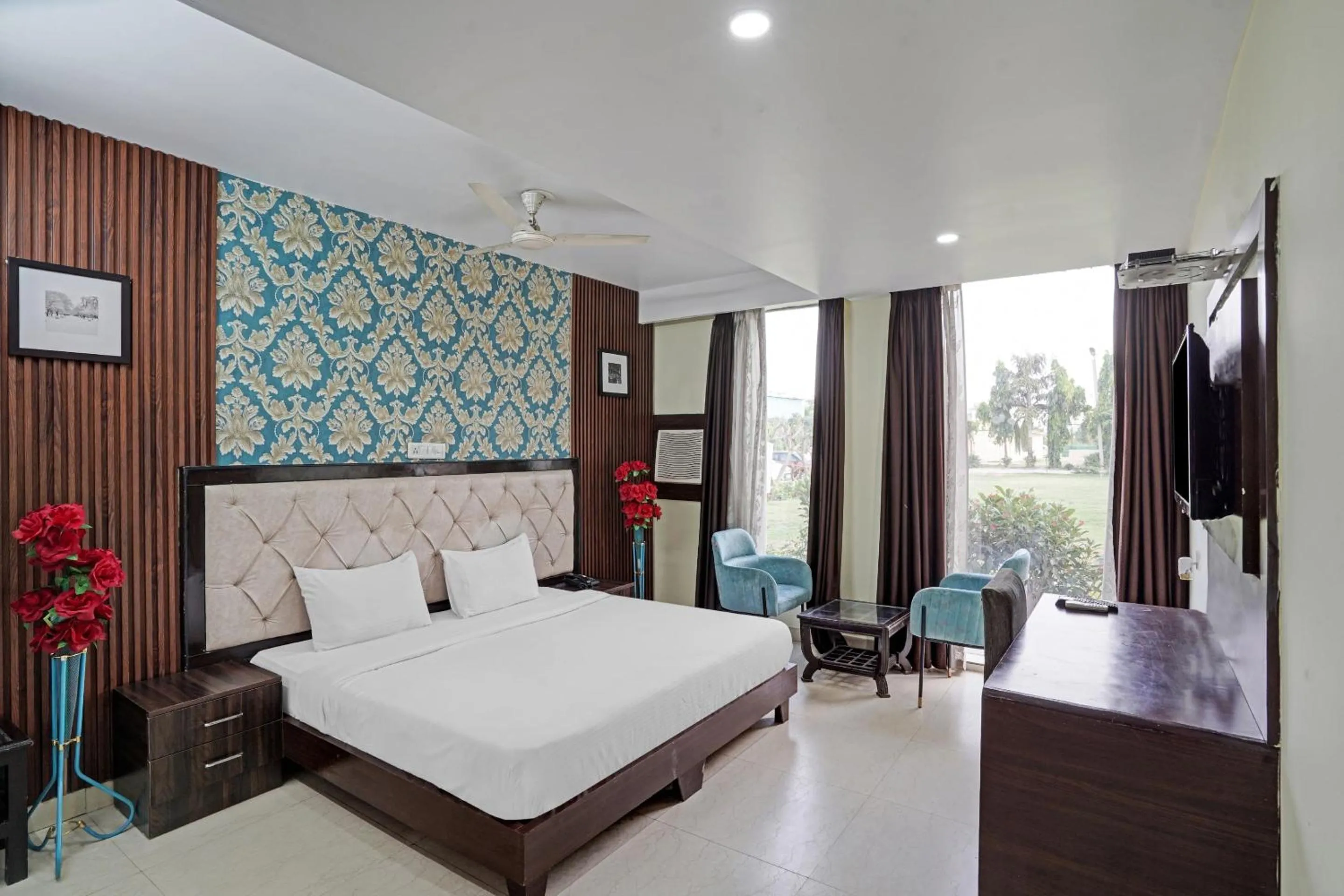 Bedroom in Palette - JPS Residency