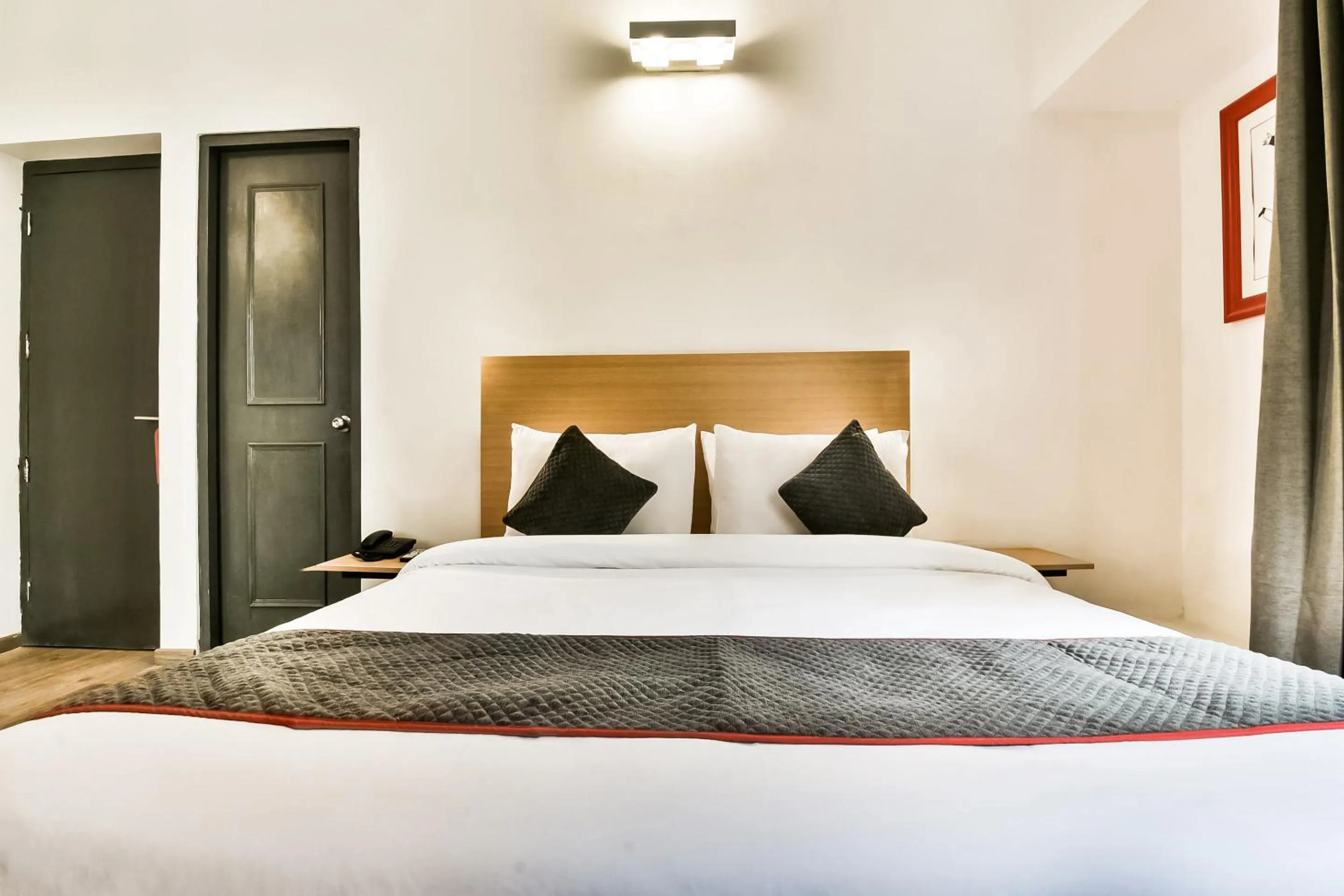 Bedroom, Bed in Super Townhouse Menka