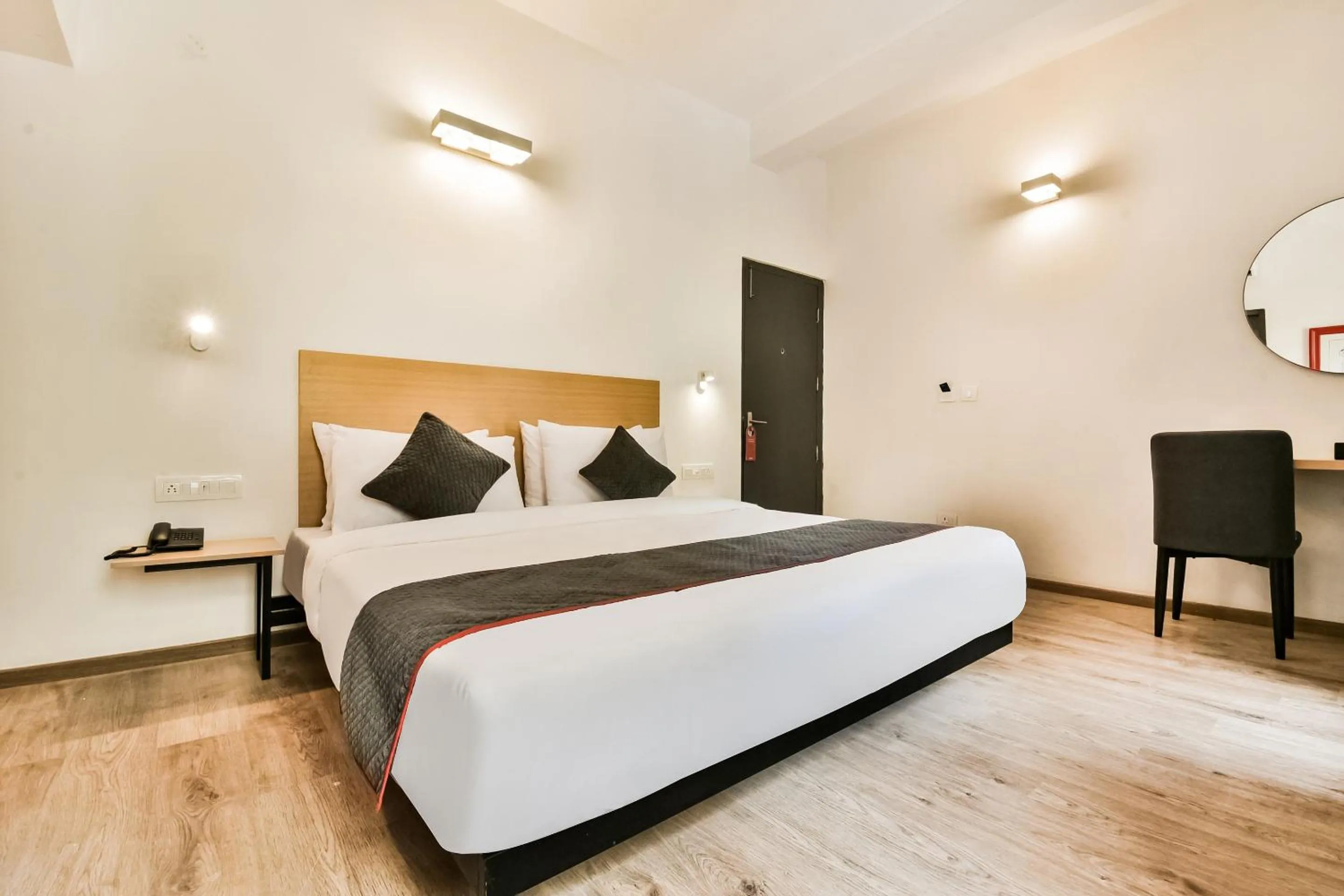 Bedroom, Bed in Townhouse Menka