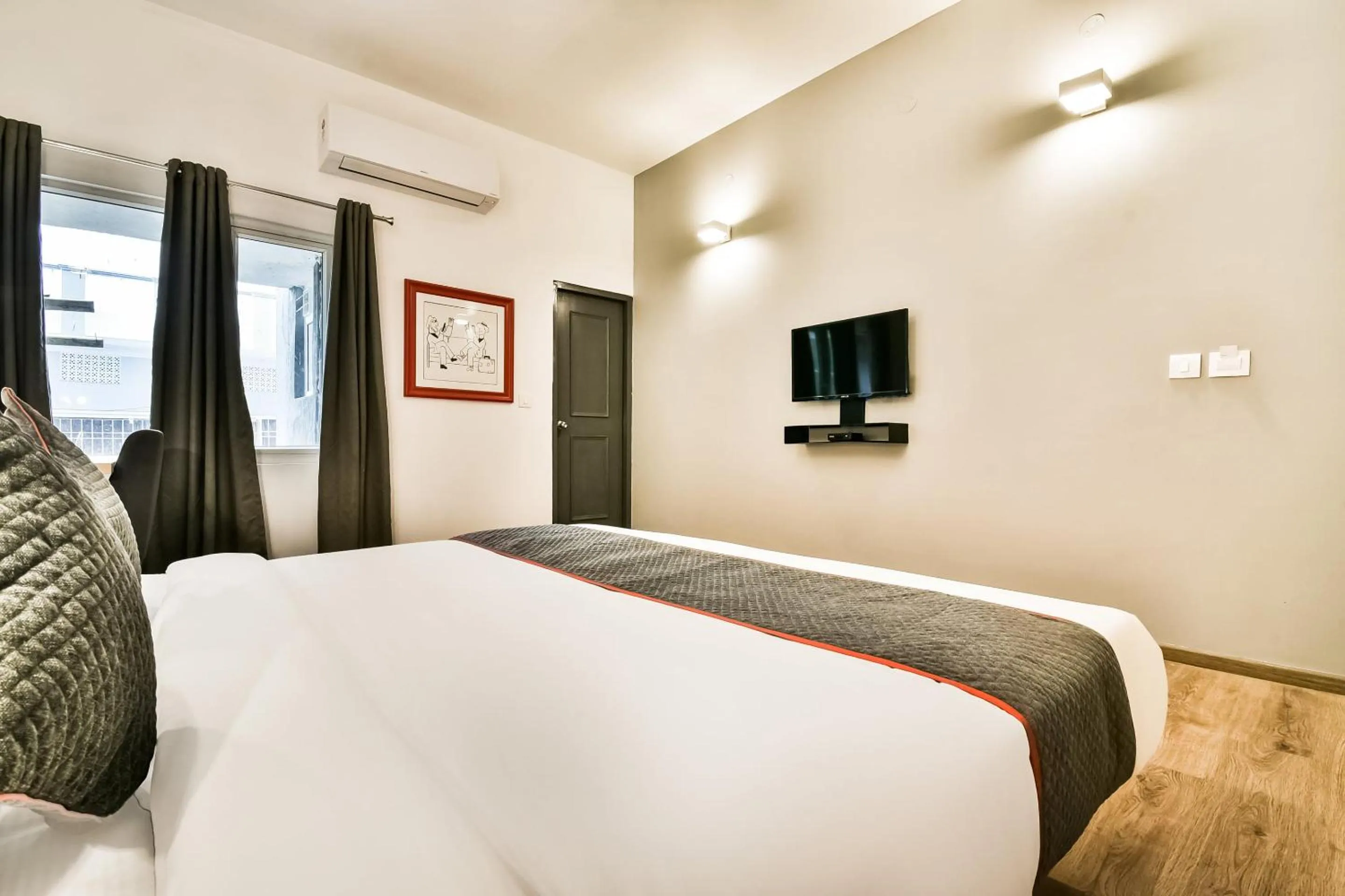 Bedroom, Bed in Townhouse Menka