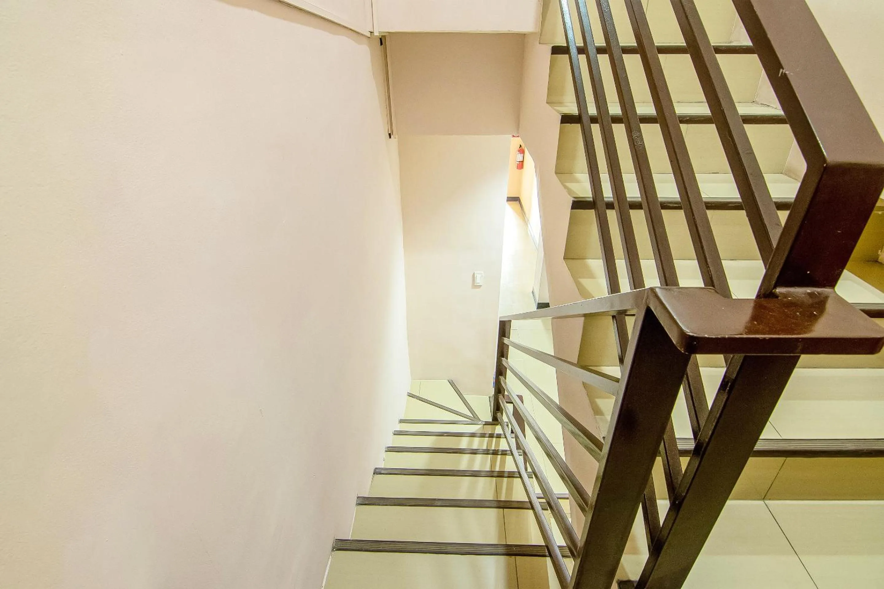 Lobby or reception in OYO 766 Ichehan Apartments