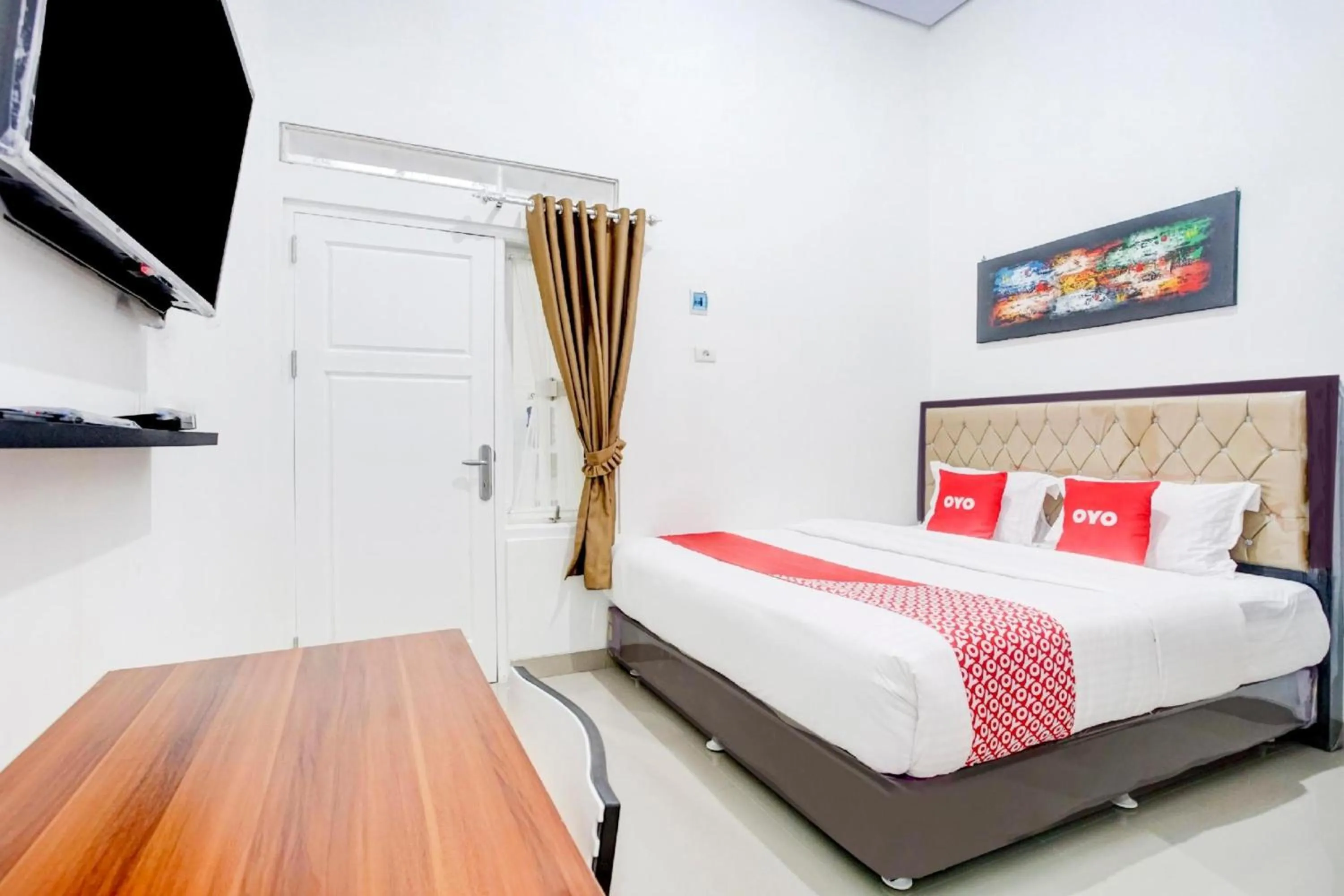 Photo of the whole room, Bed in Hotel O Sukarame Near Imanuel Hospital Way Halim Formerly Hotel Griya Bawean