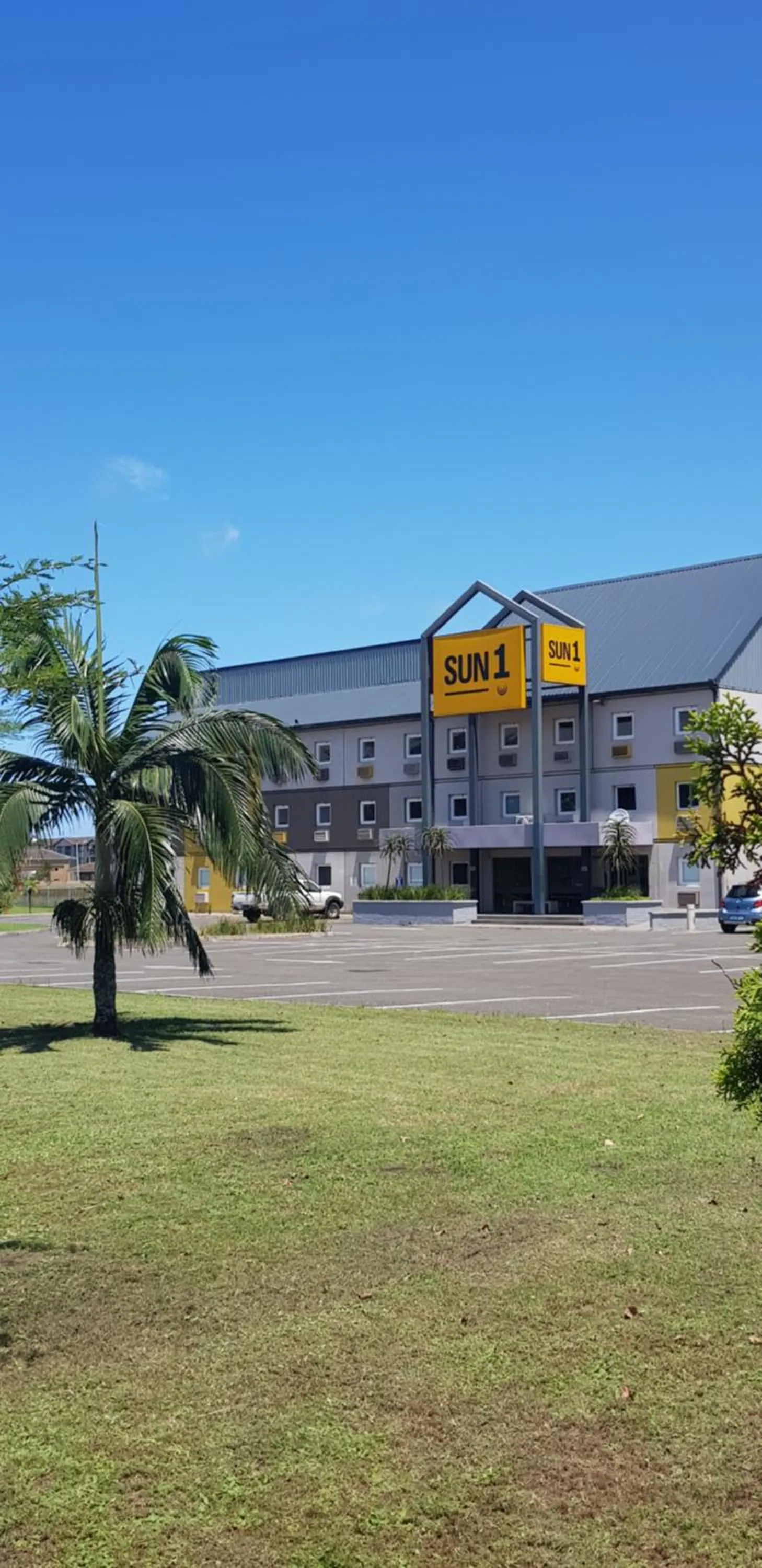 Property building in SUN1 Richards Bay