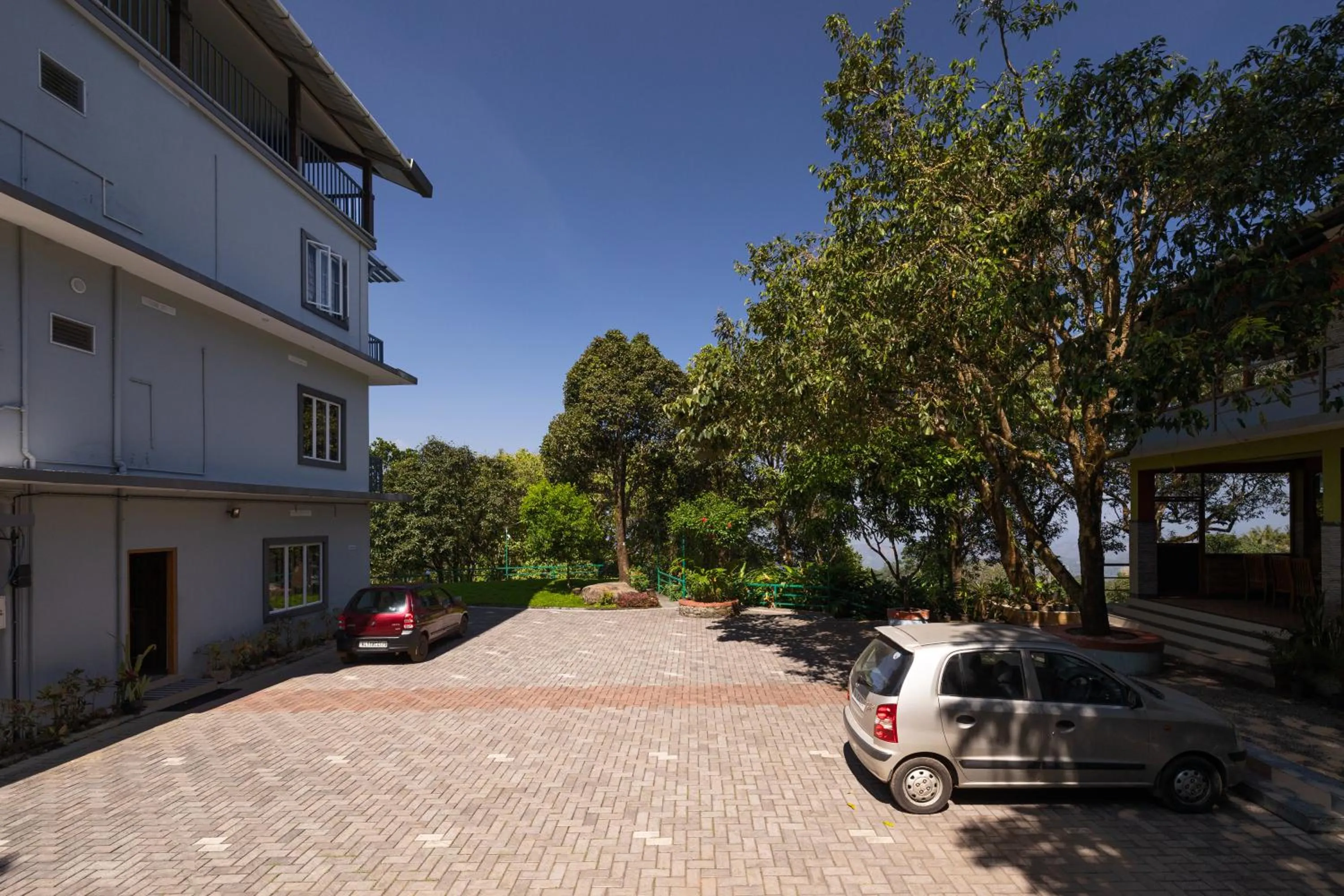 Parking in Avadale Idukki - Stag Groups Not Allowed