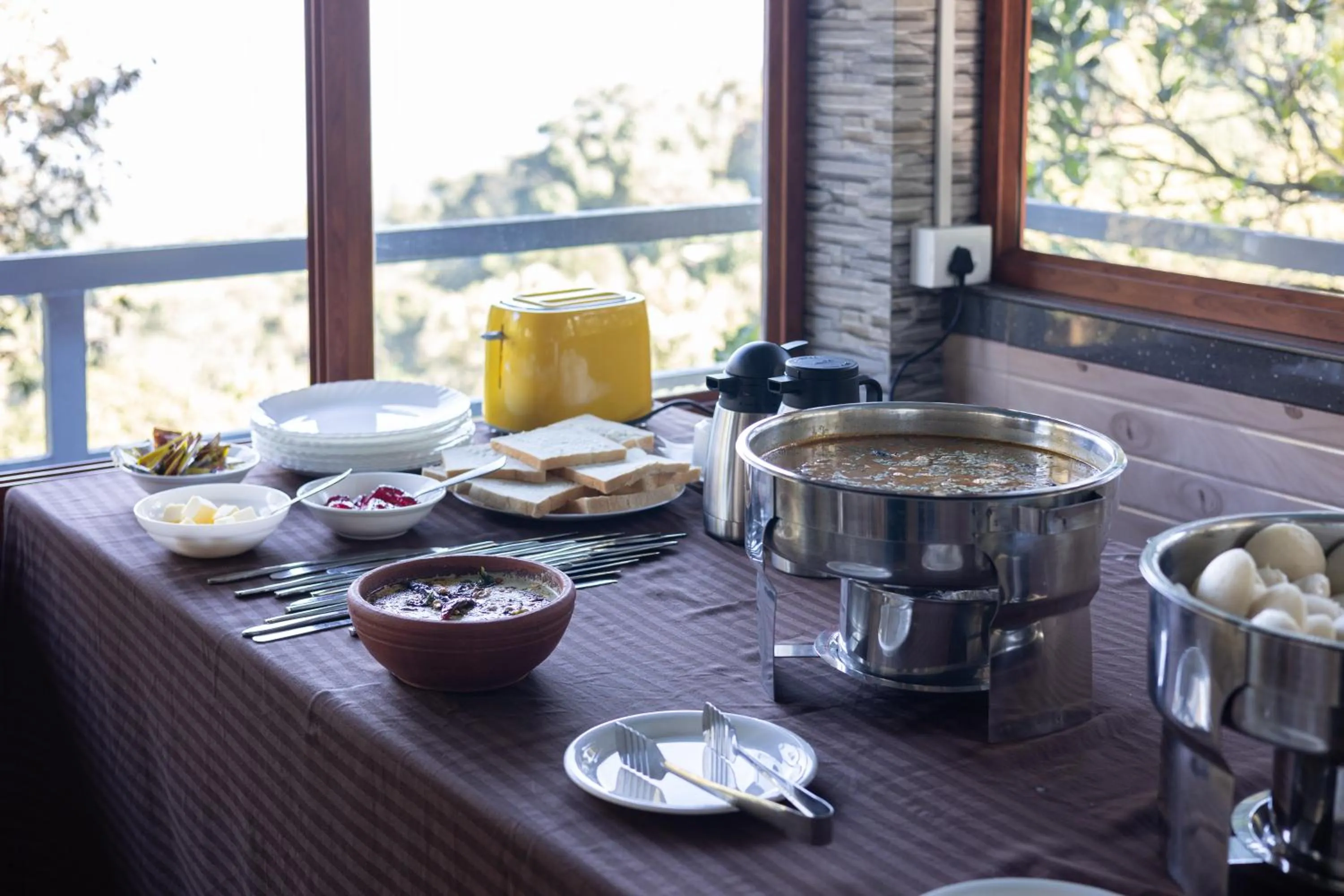 Food in Avadale Idukki - Stag Groups Not Allowed