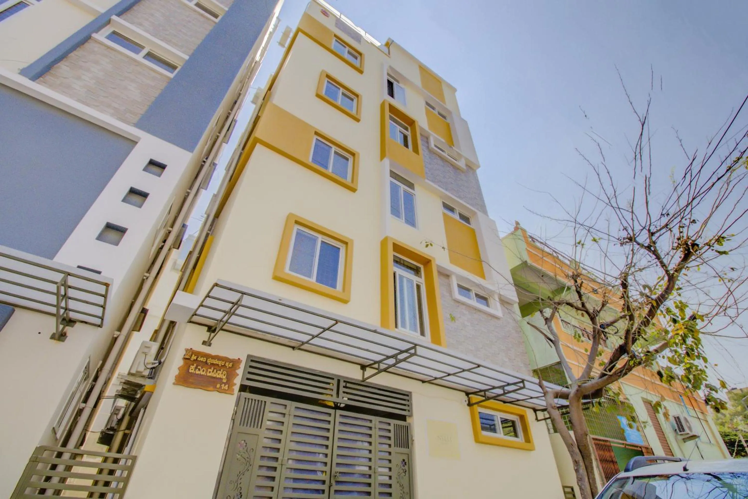 Facade/entrance in Hotel O Nelli Suites