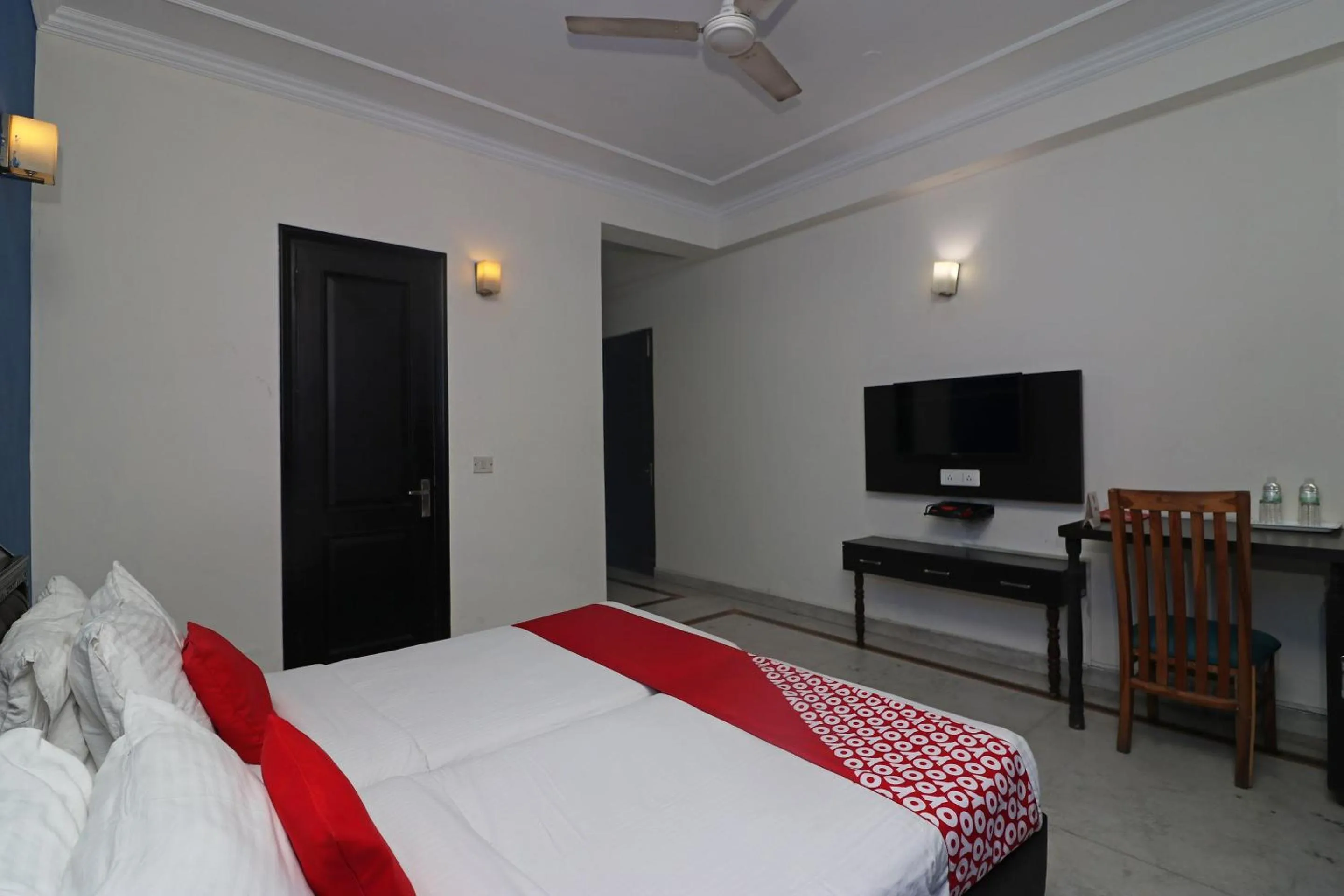 Bedroom in Hotel O Golden Cafe