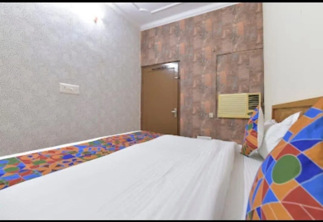 Bedroom in Collection O Rajwada Palace