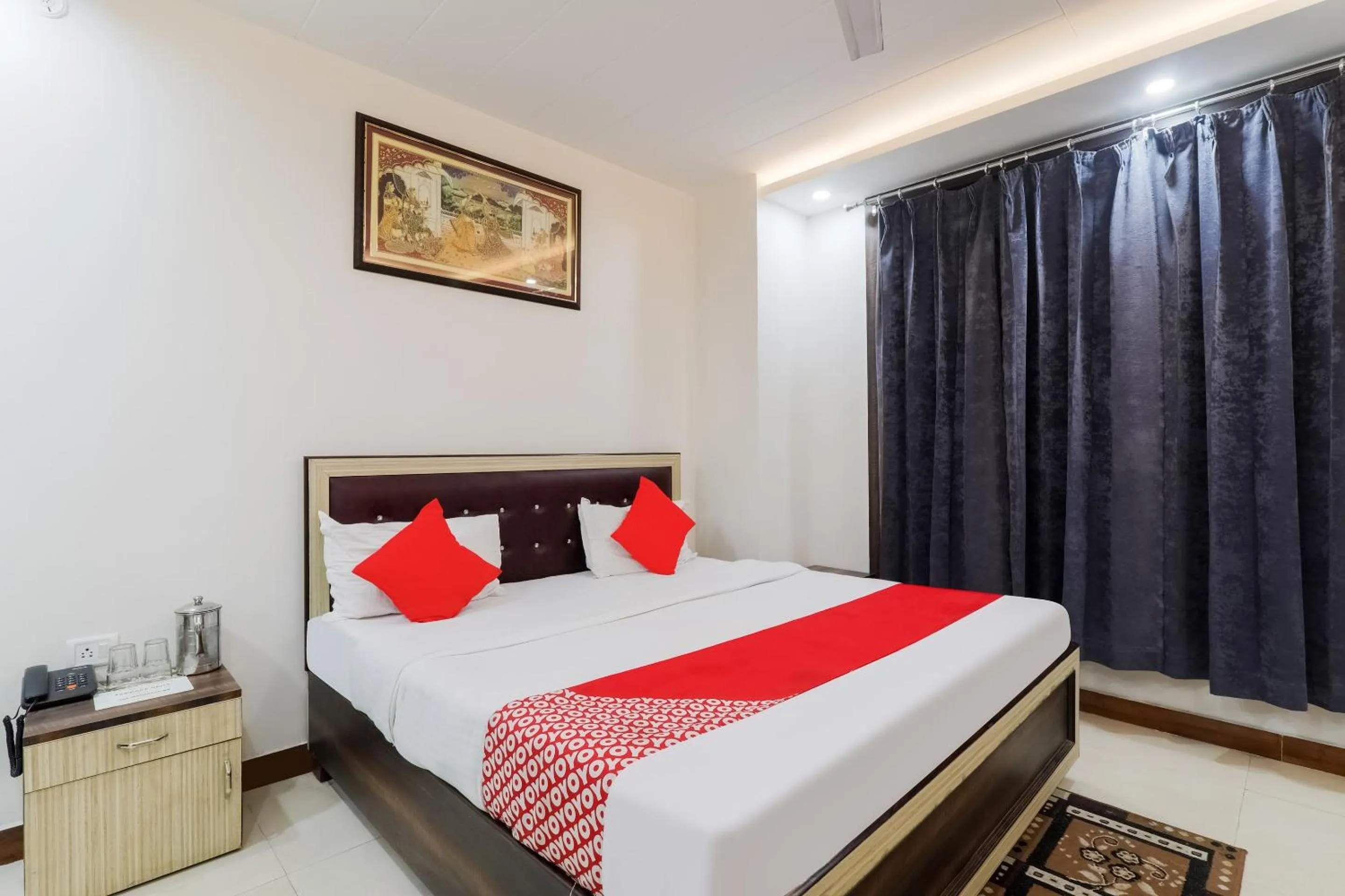 Bedroom, Bed in Hotel O The Maharaja Inn