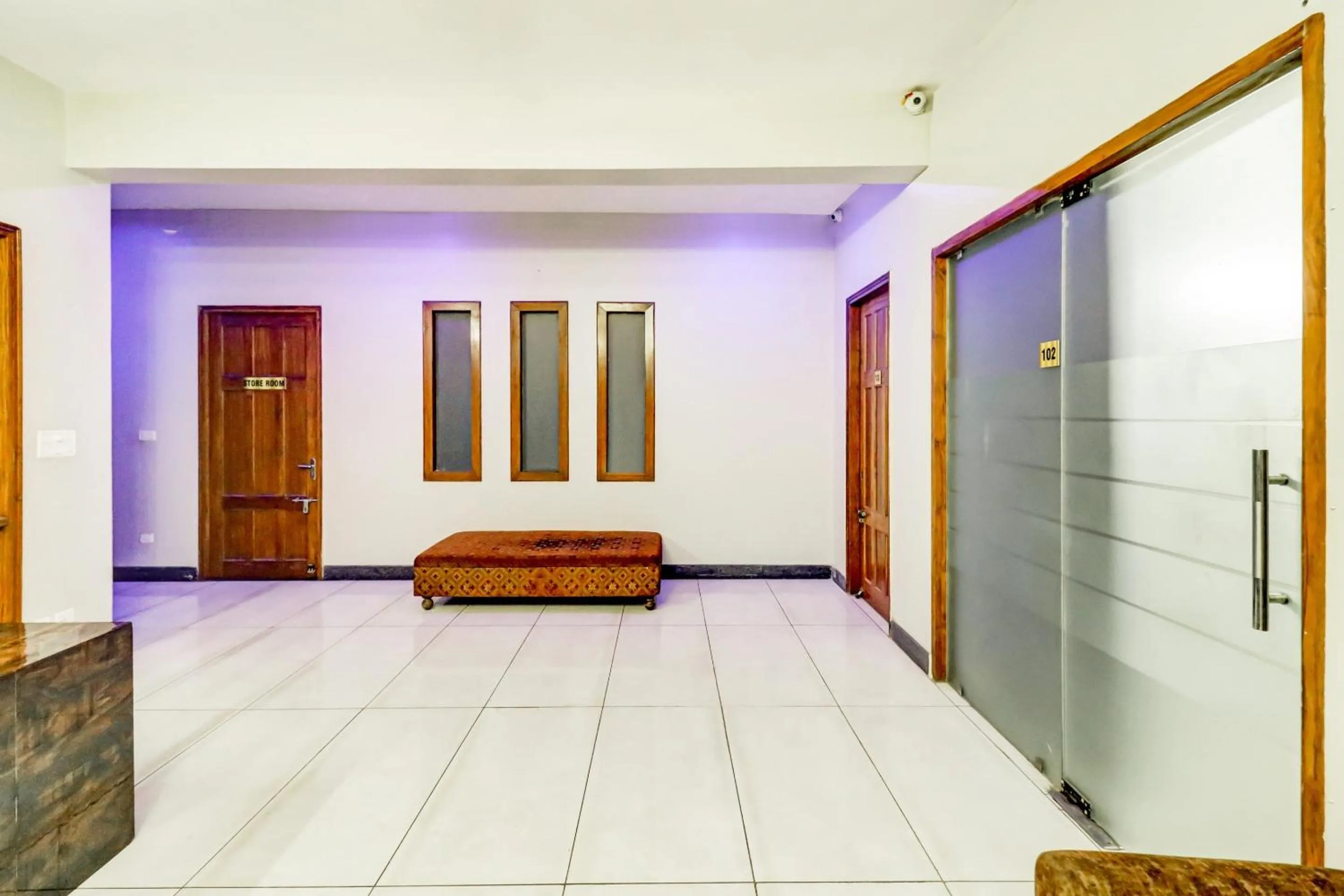 Lobby or reception in Hotel O by OYO Tokyo