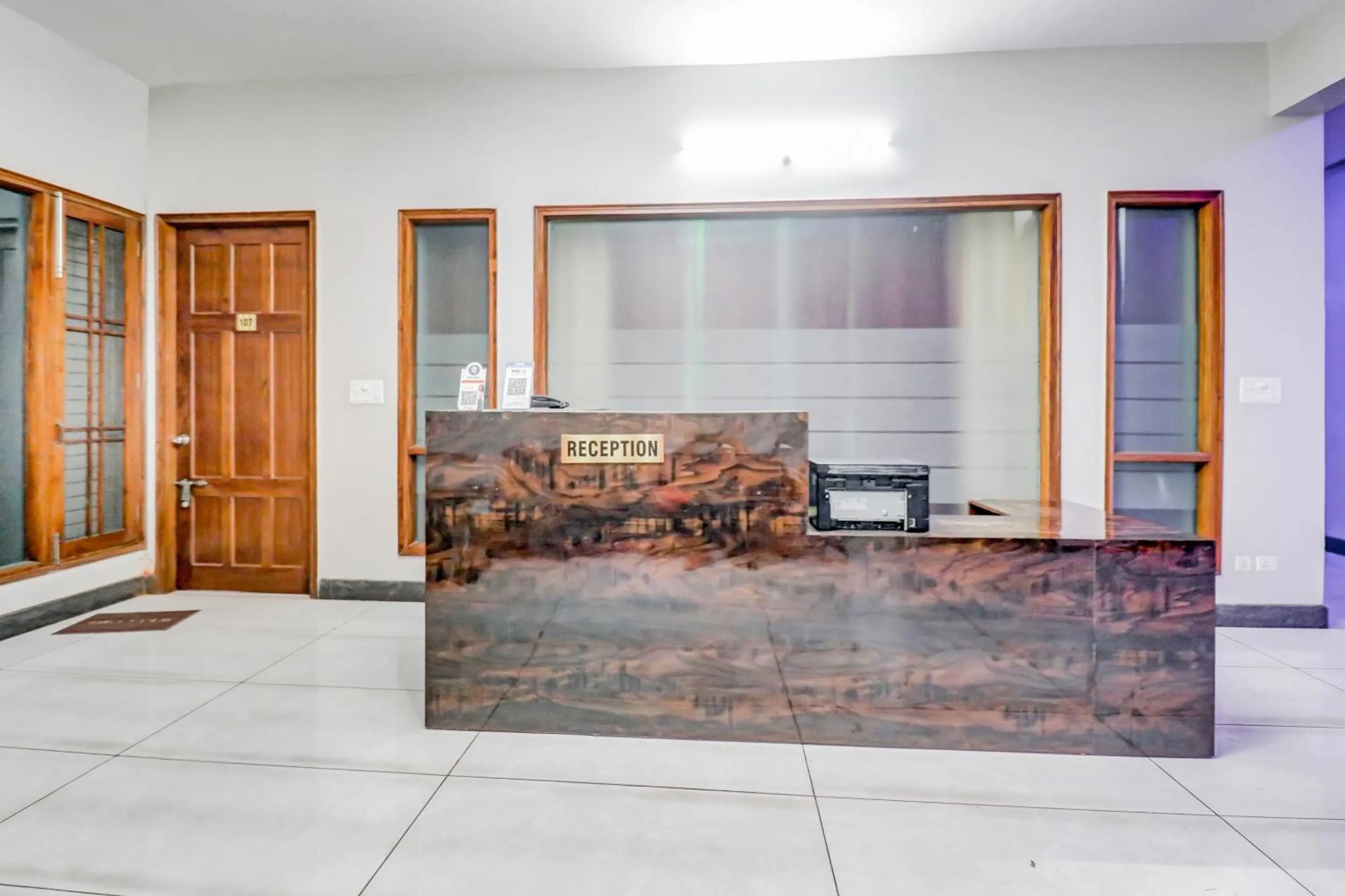 Lobby or reception in Hotel O by OYO Tokyo