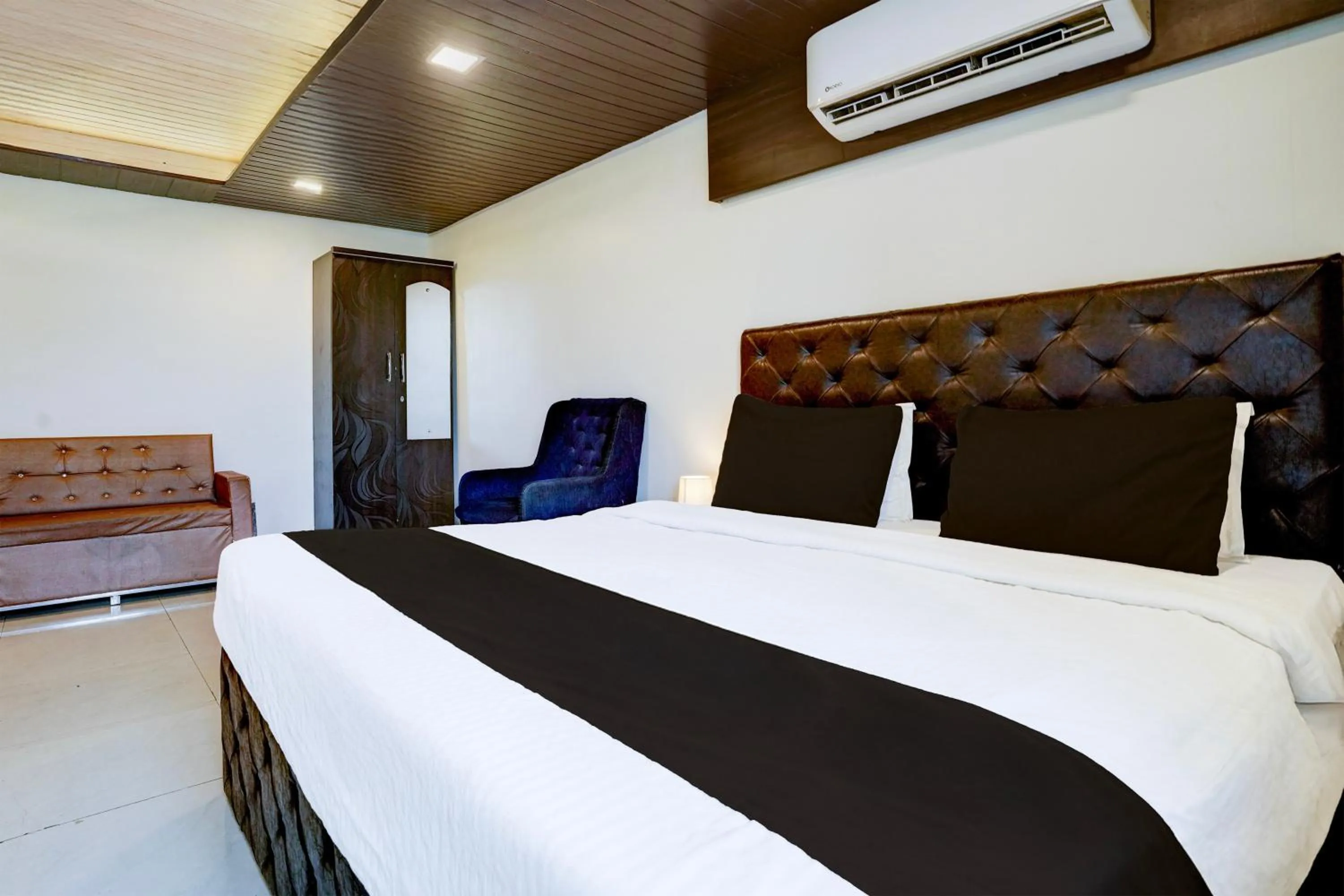 Bedroom, Bed in Super Collection O Thane Formerly Dove Residency