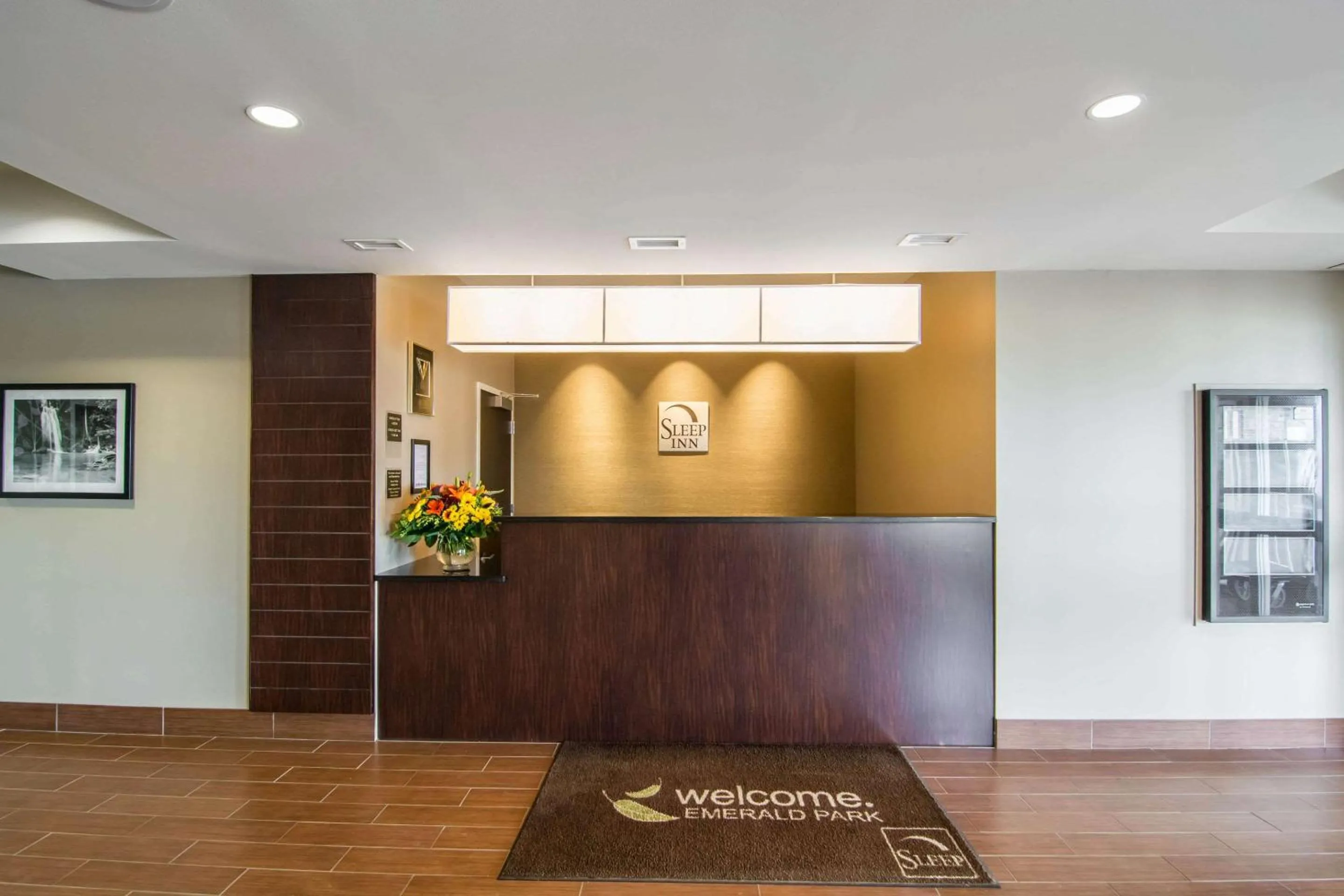 Lobby or reception in Sleep Inn Regina East