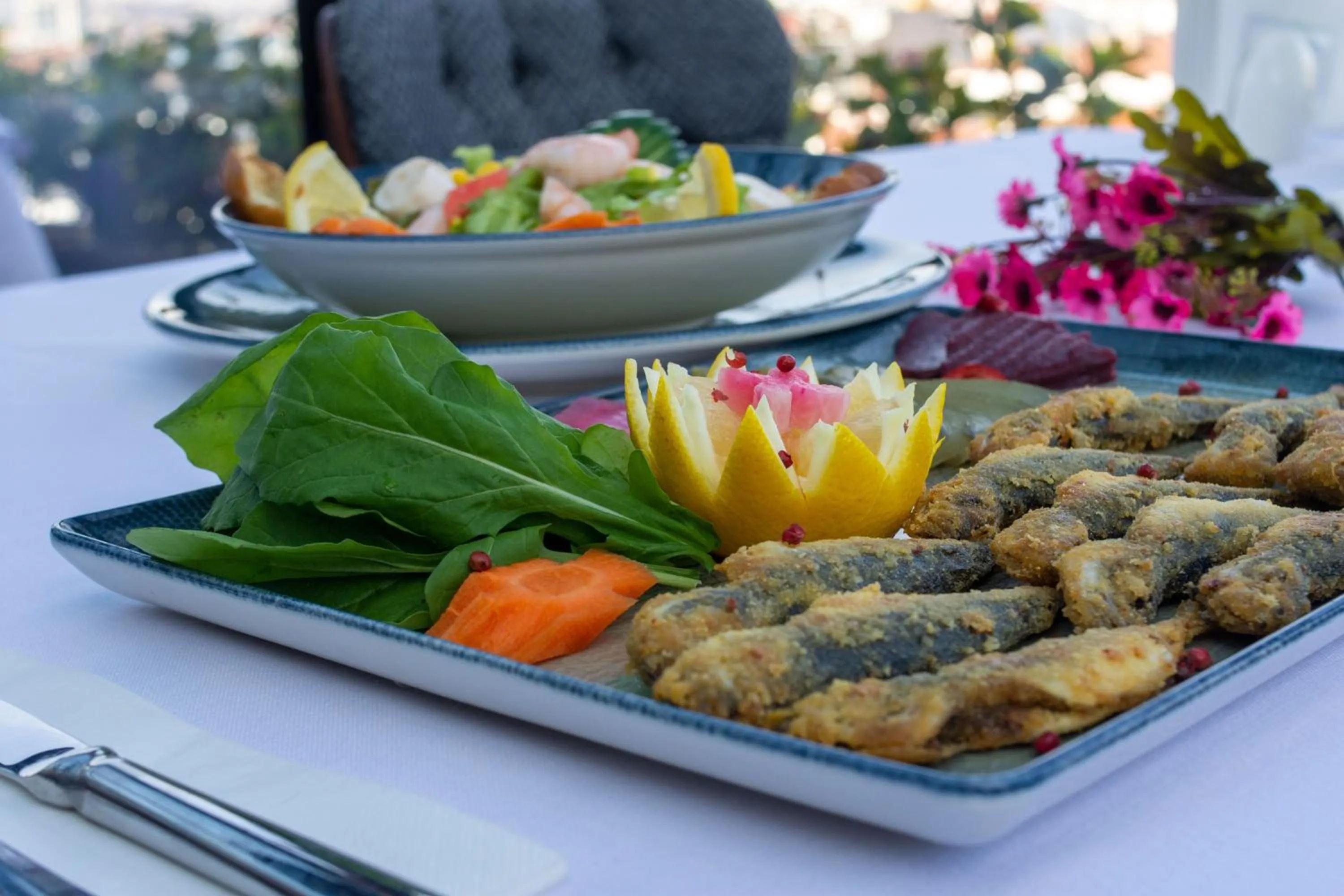 Restaurant/places to eat in The Life Hotel & Spa