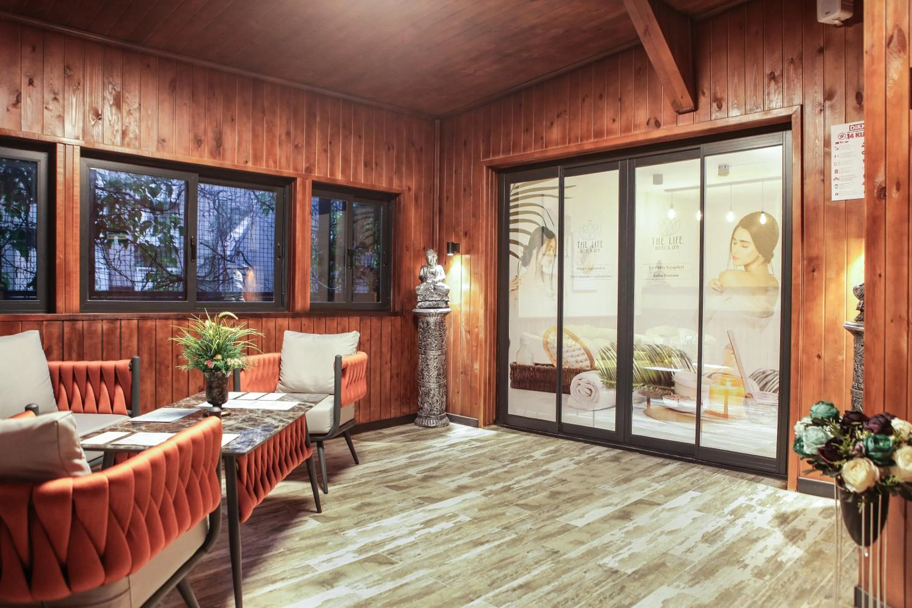 Spa and wellness centre/facilities in The Life Hotel & Spa