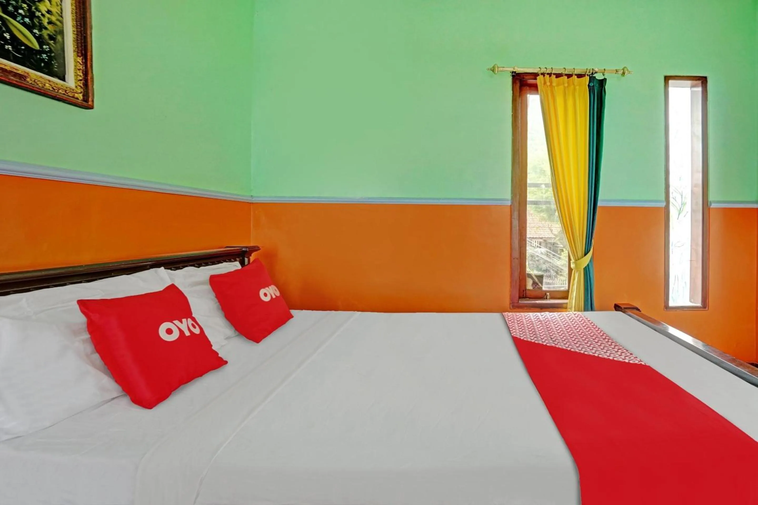 Bedroom, Bed in OYO Life 90321 Ken Ken Villa