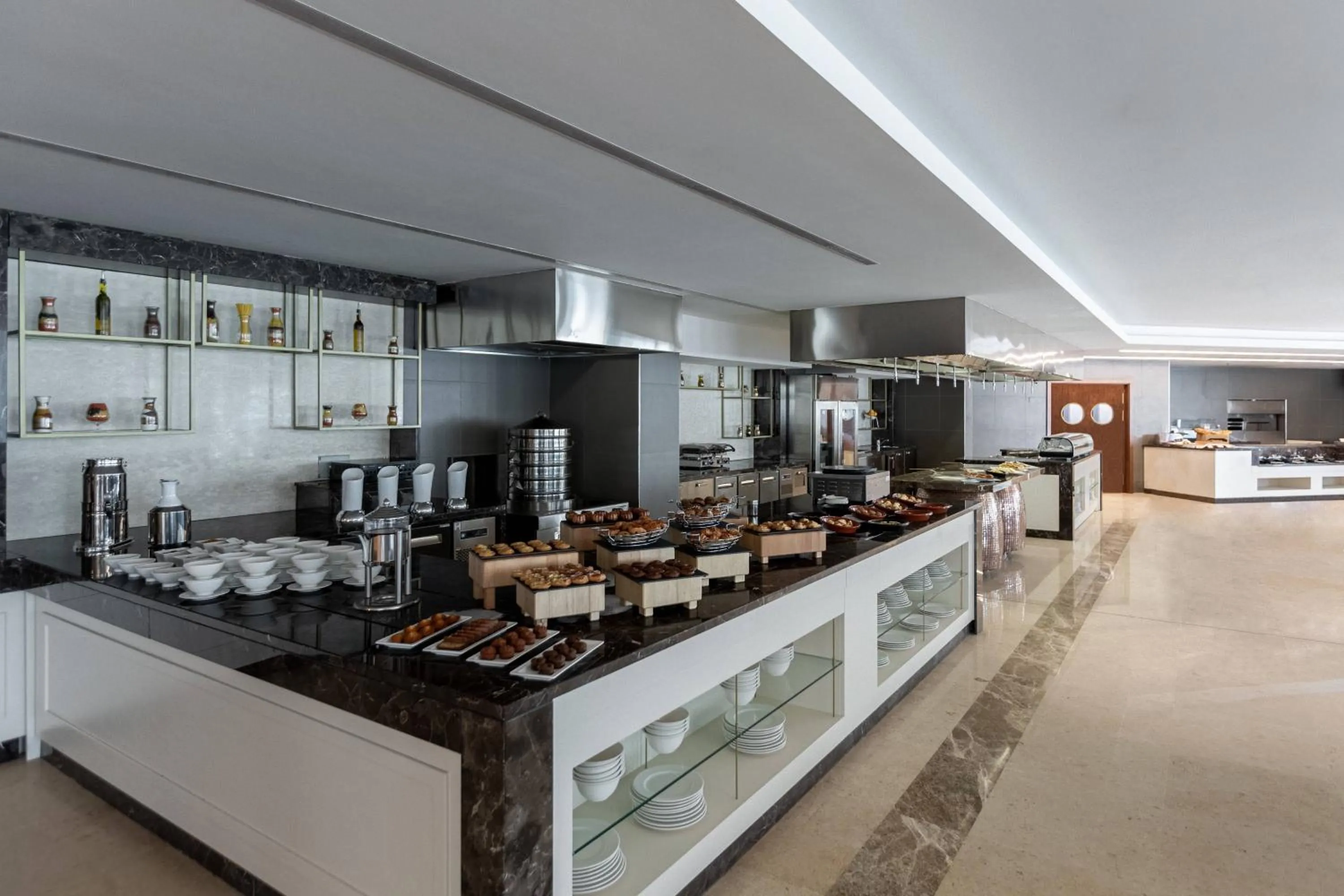 Restaurant/places to eat in Algiers Marriott Hotel Bab Ezzouar