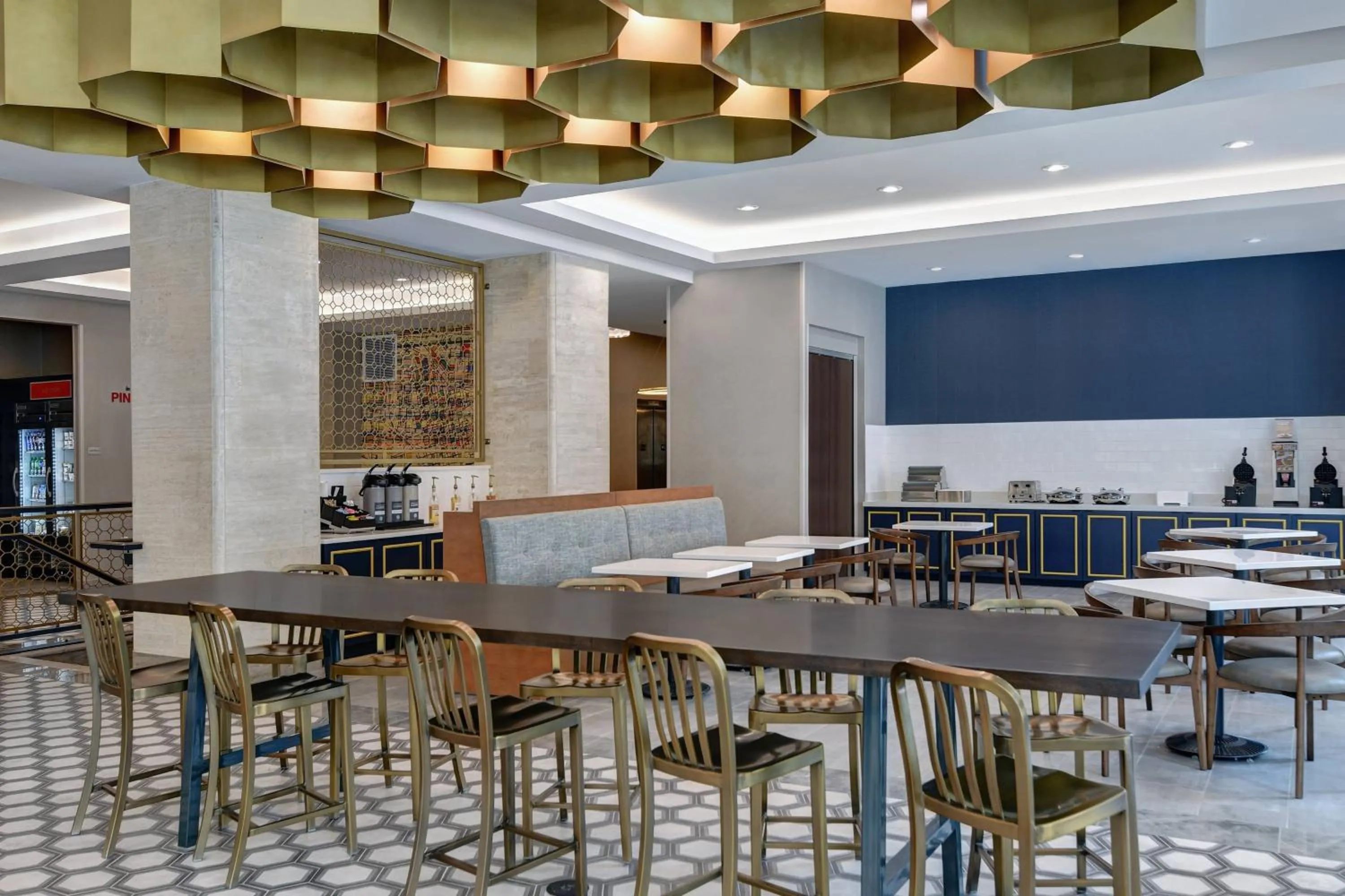 Restaurant/places to eat in TownePlace Suites by Marriott Cincinnati Downtown