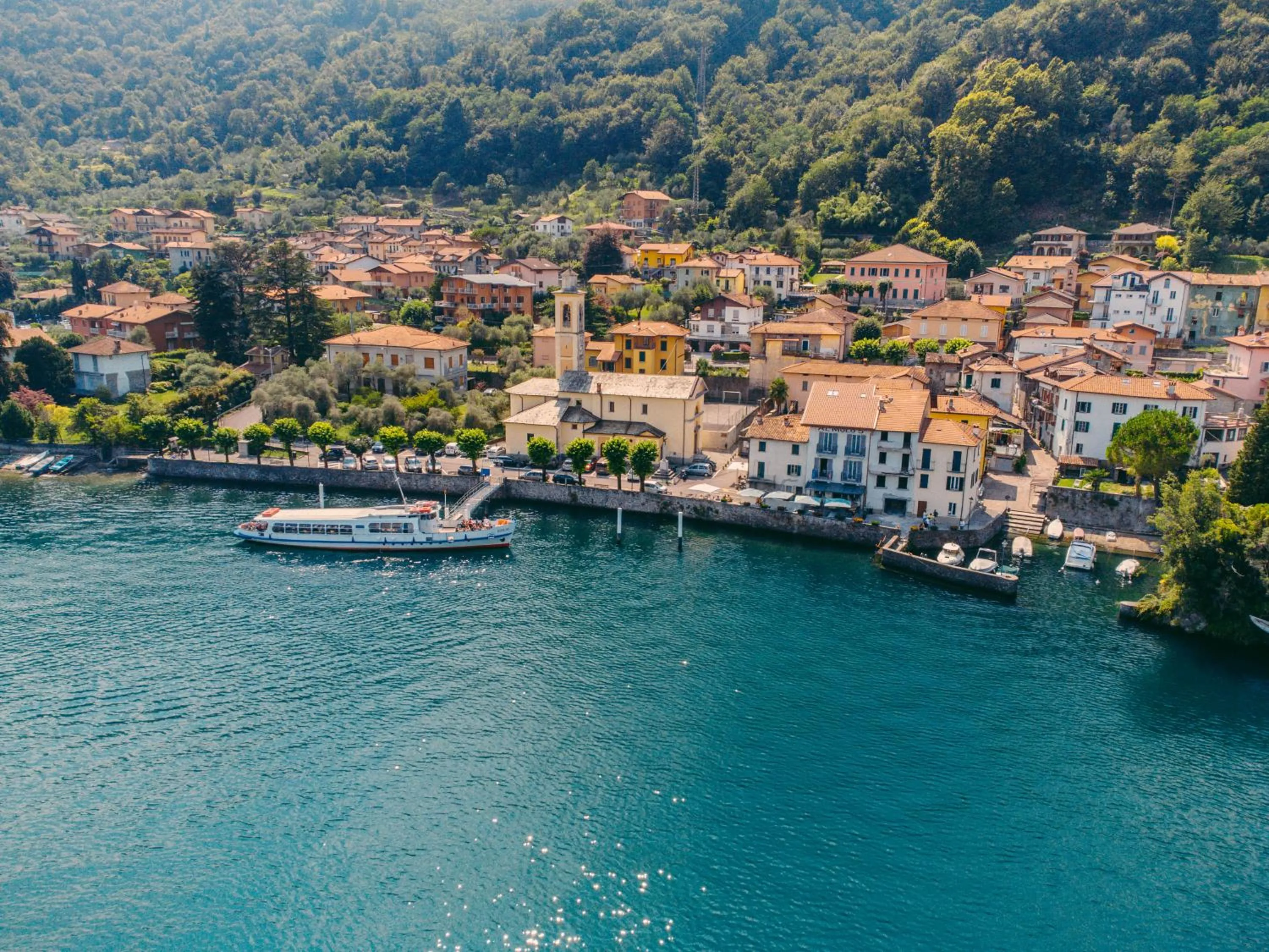 Neighbourhood in Al Molo 5 - Lake Front