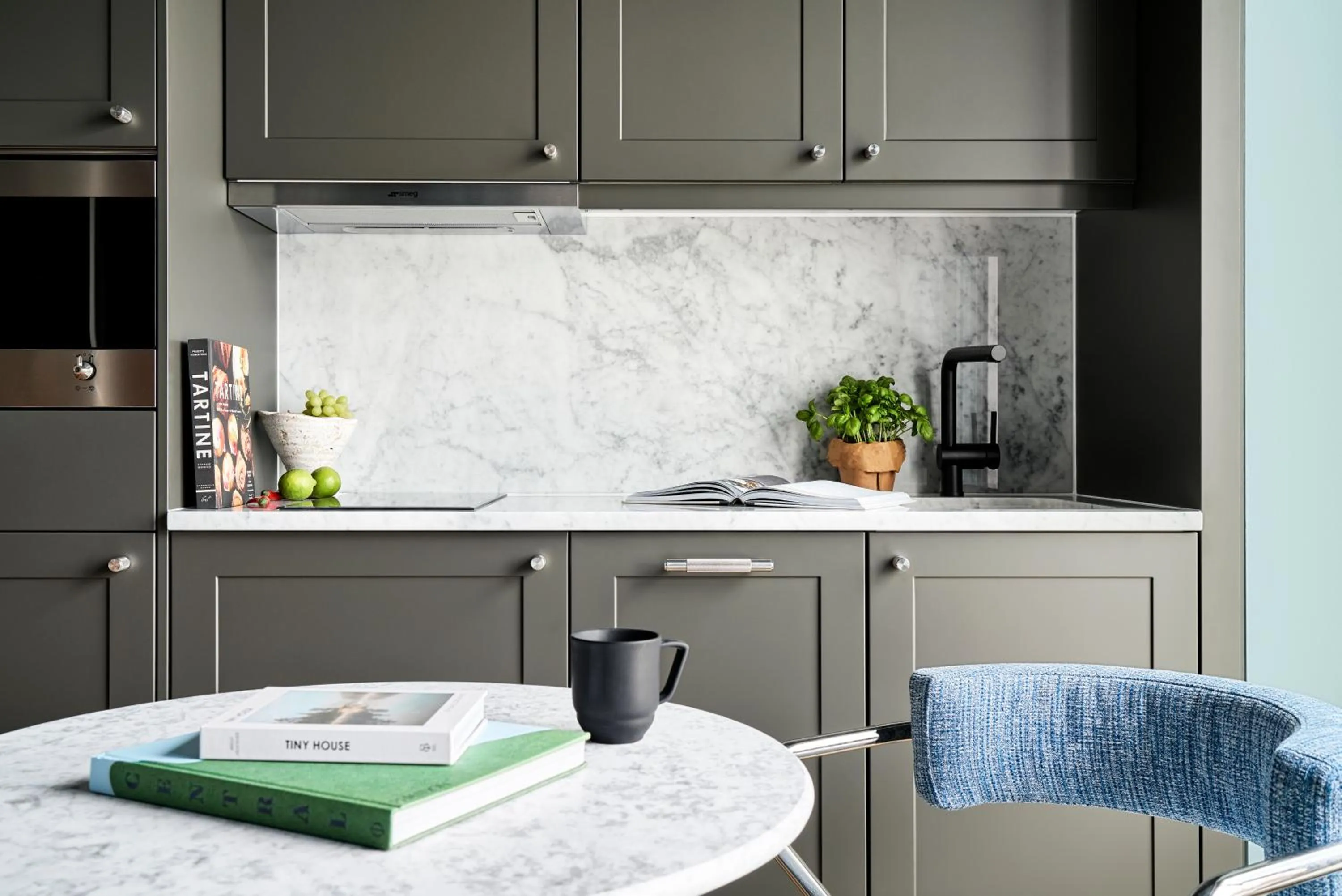 Kitchen or kitchenette in Schwan Locke