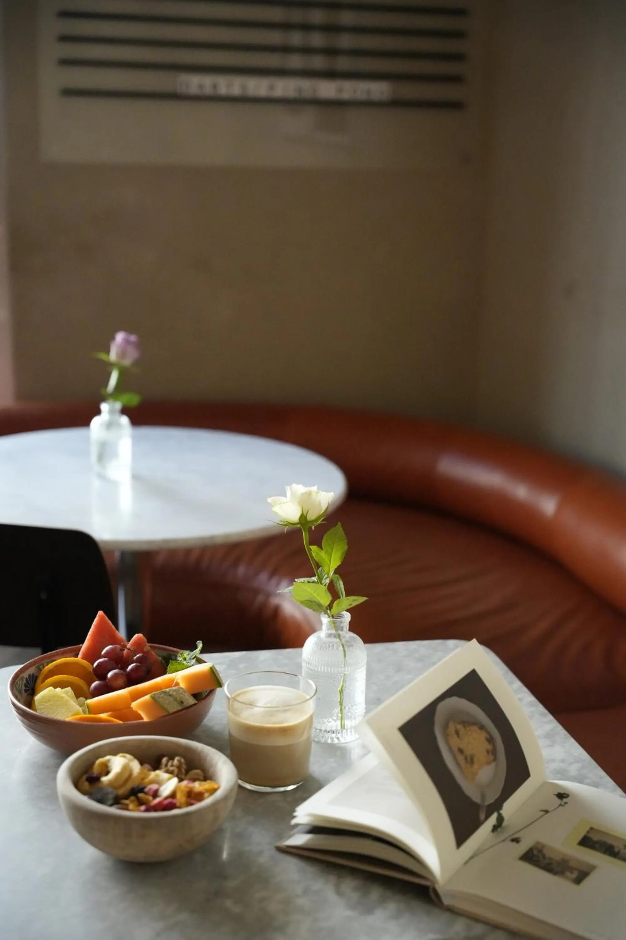 Breakfast in Schwan Locke