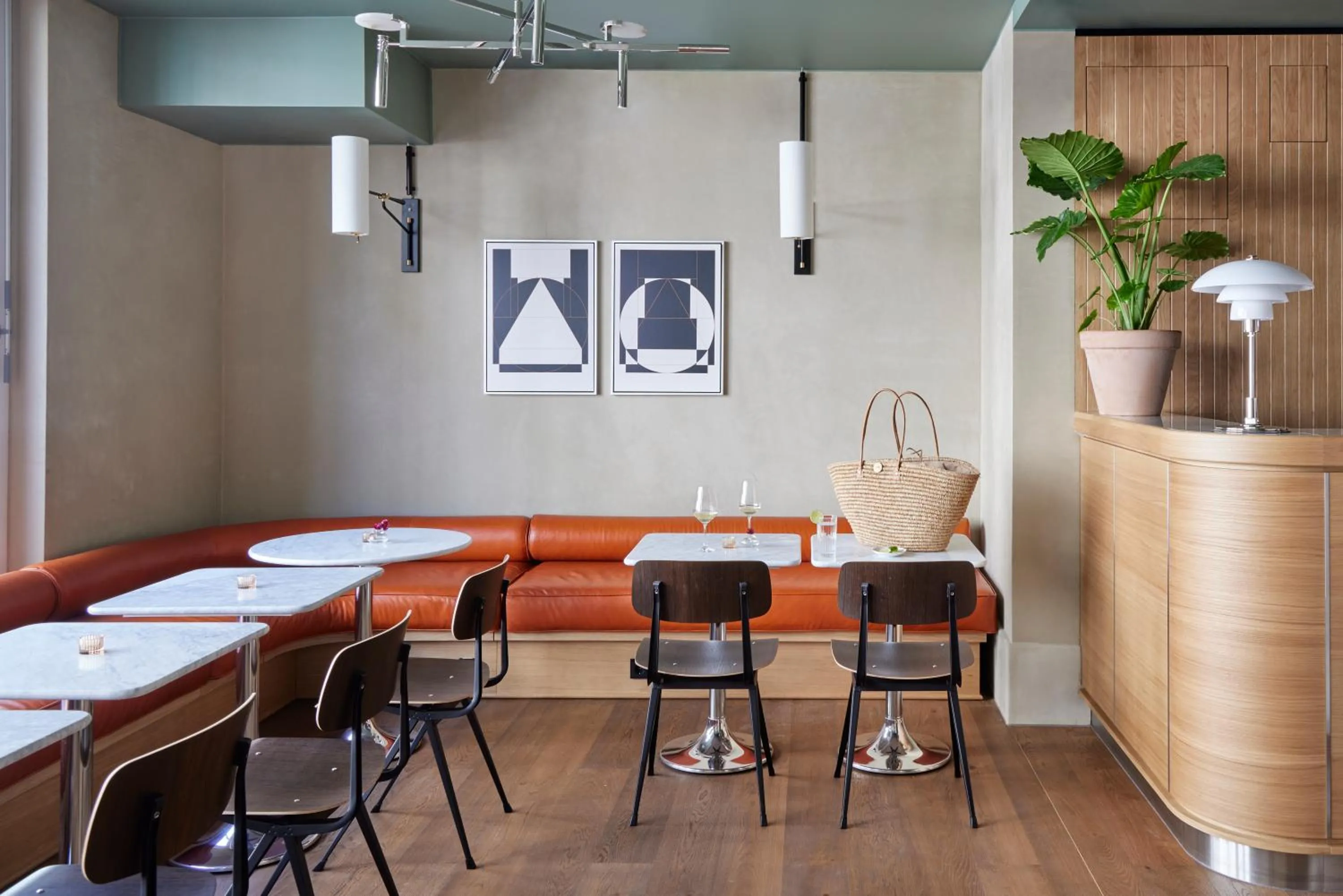 Property building in Schwan Locke